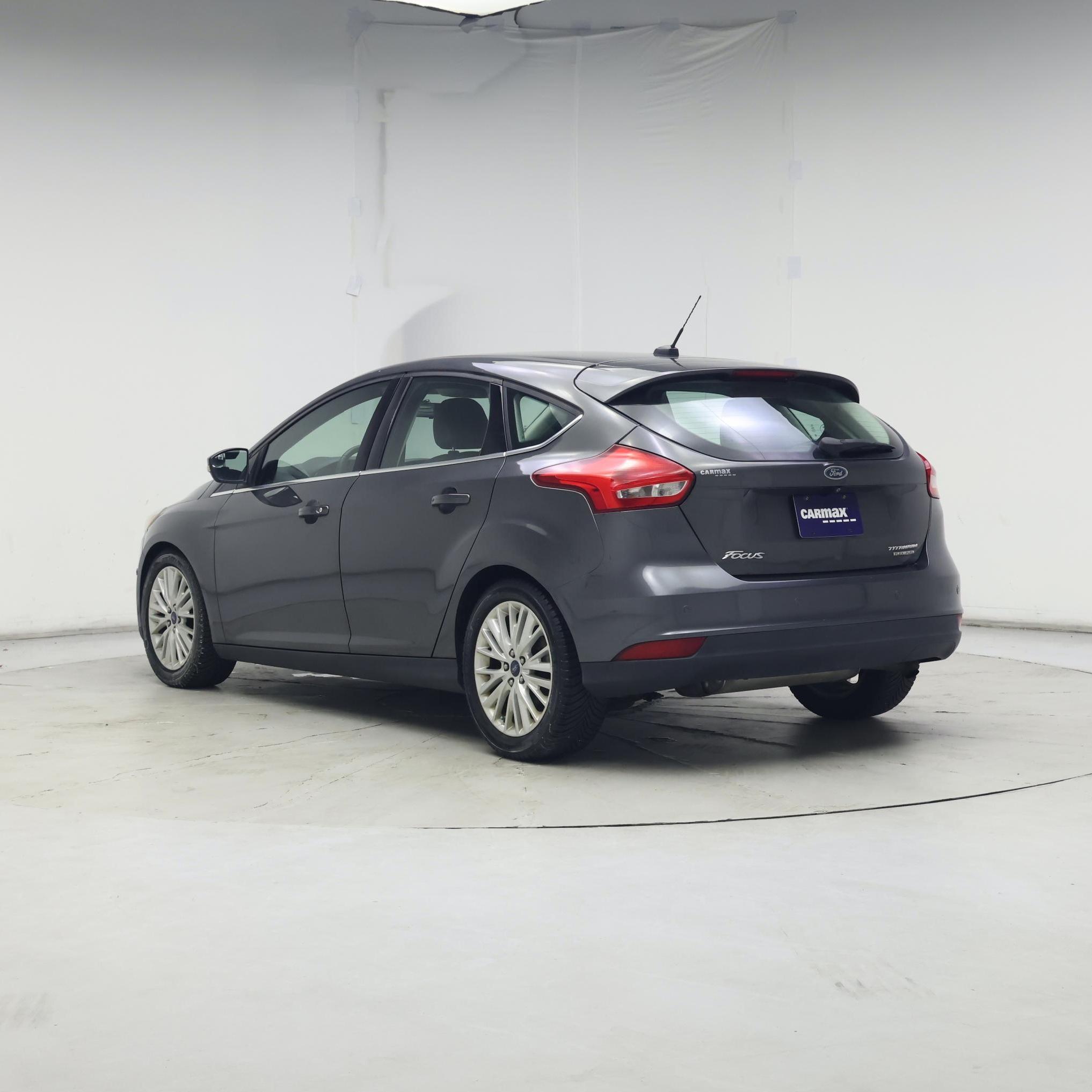 Thumbnail: 2015 Ford Focus - 2