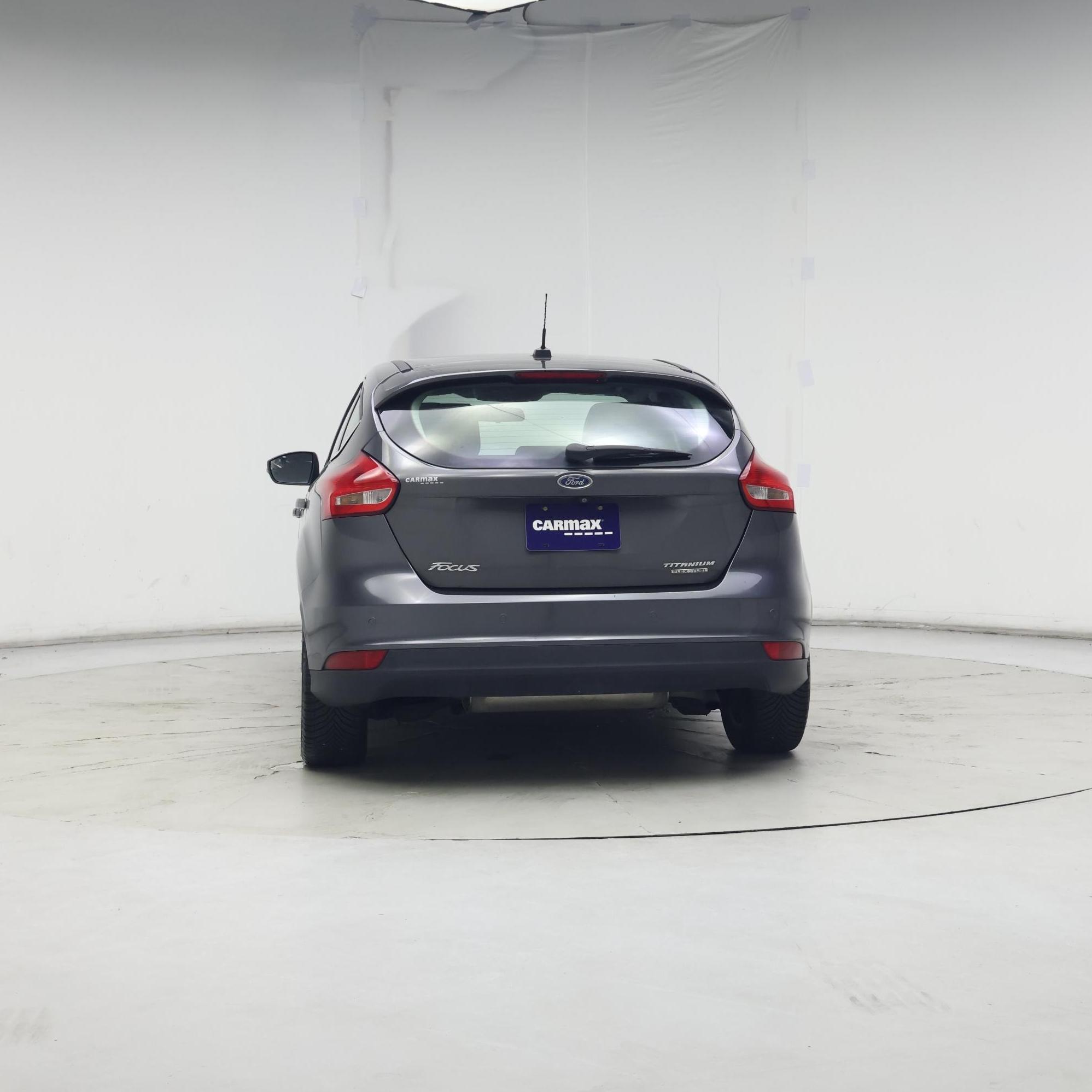 Thumbnail: 2015 Ford Focus - 6