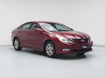 Red 2013 Hyundai Sonata GLS