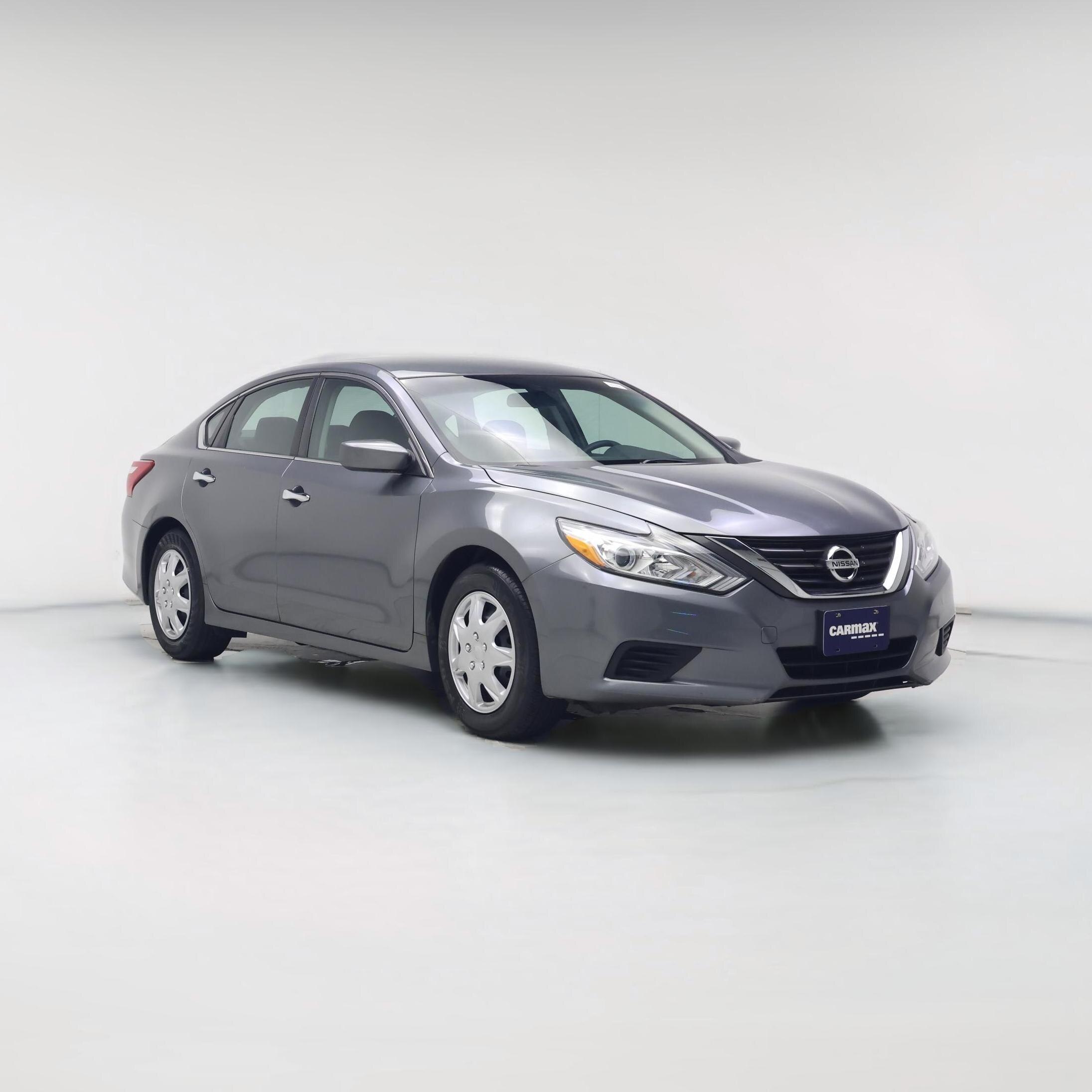 Thumbnail: 2016 Nissan Altima - 1