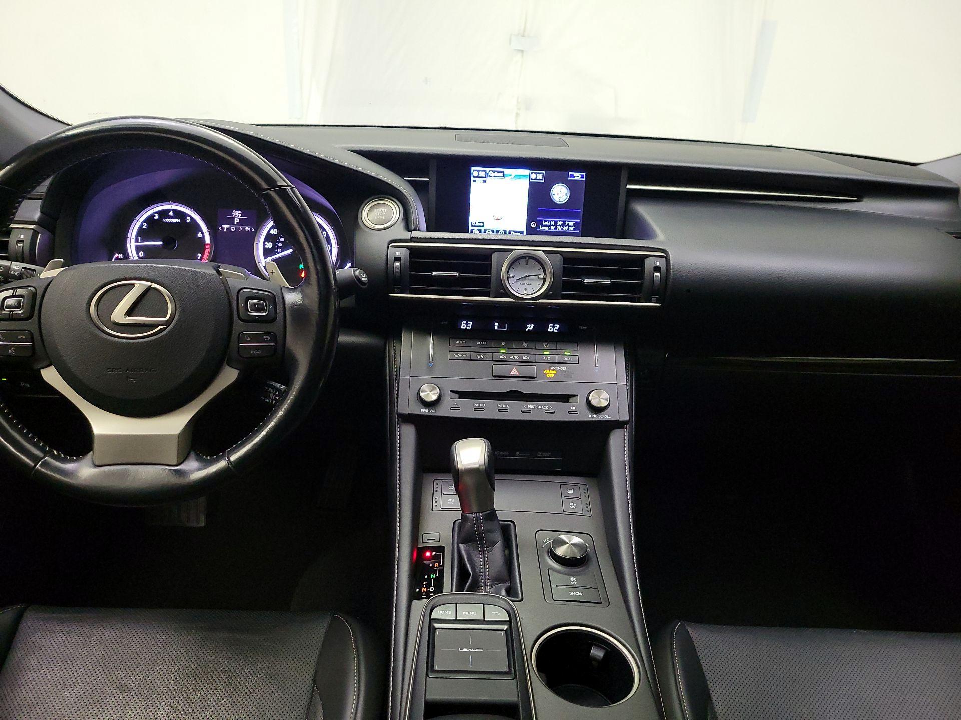 Thumbnail: 2016 Lexus RC - 9