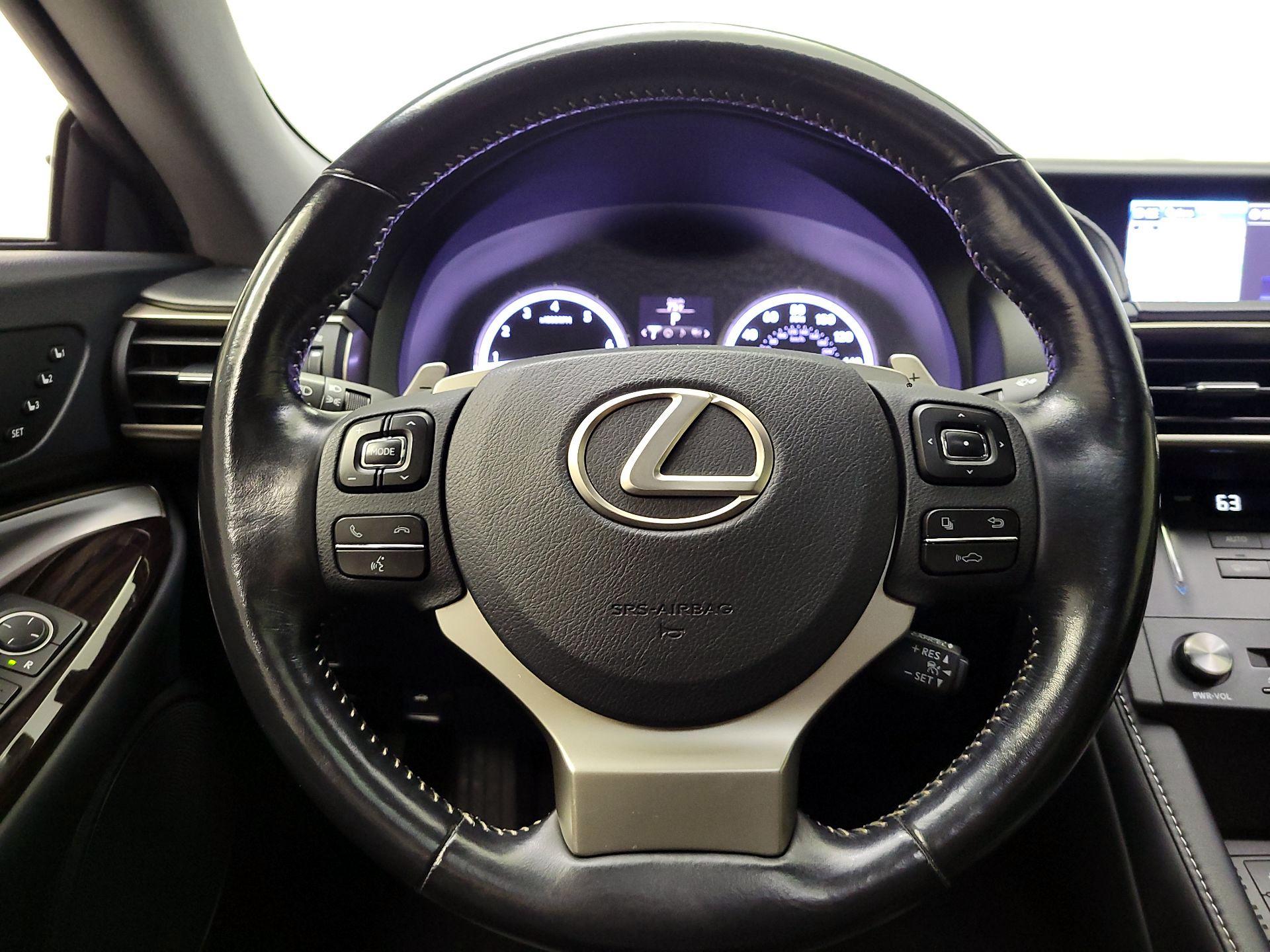Thumbnail: 2016 Lexus RC - 10