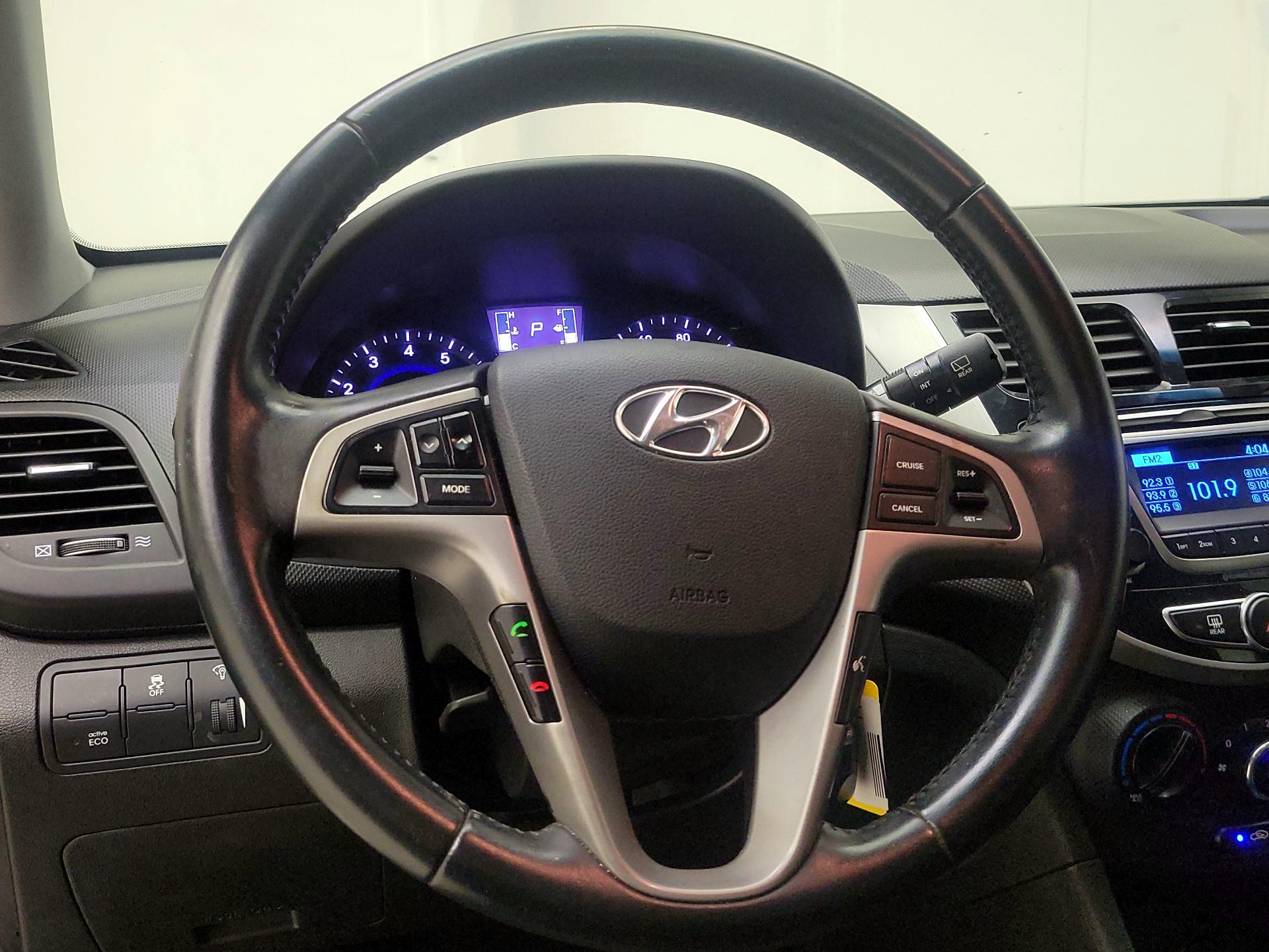 Thumbnail: 2017 Hyundai Accent - 10