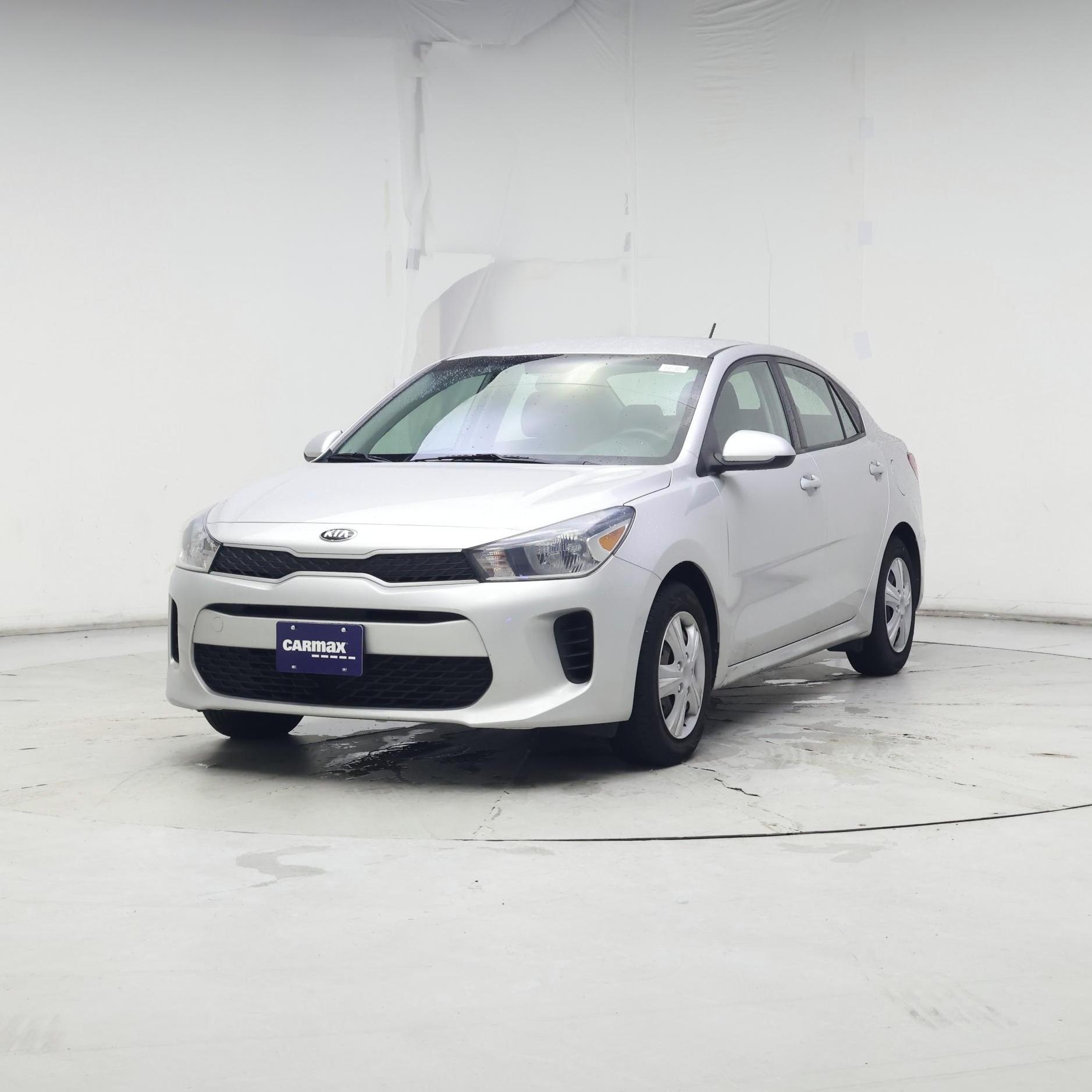 Thumbnail: 2020 Kia Rio - 4