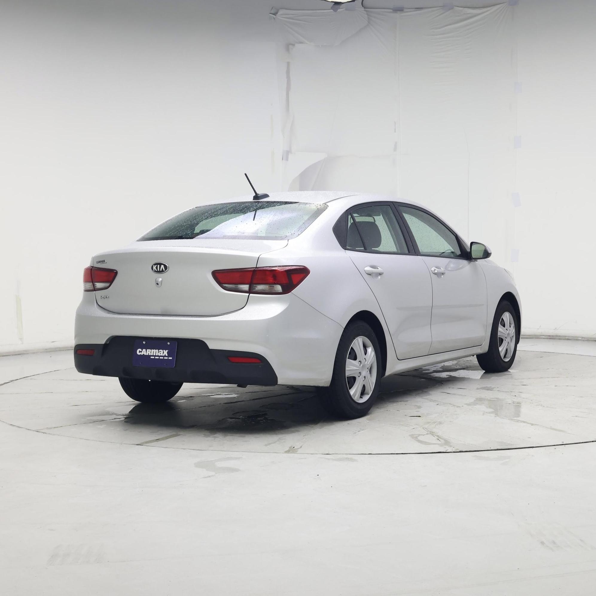 Thumbnail: 2020 Kia Rio - 8