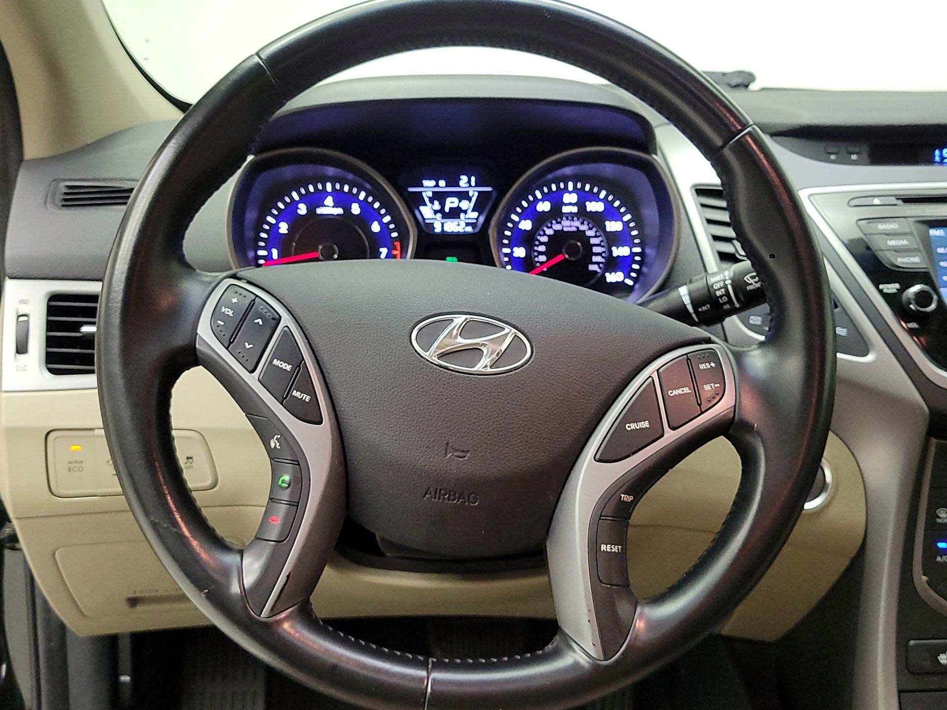 Thumbnail: 2016 Hyundai Elantra - 10