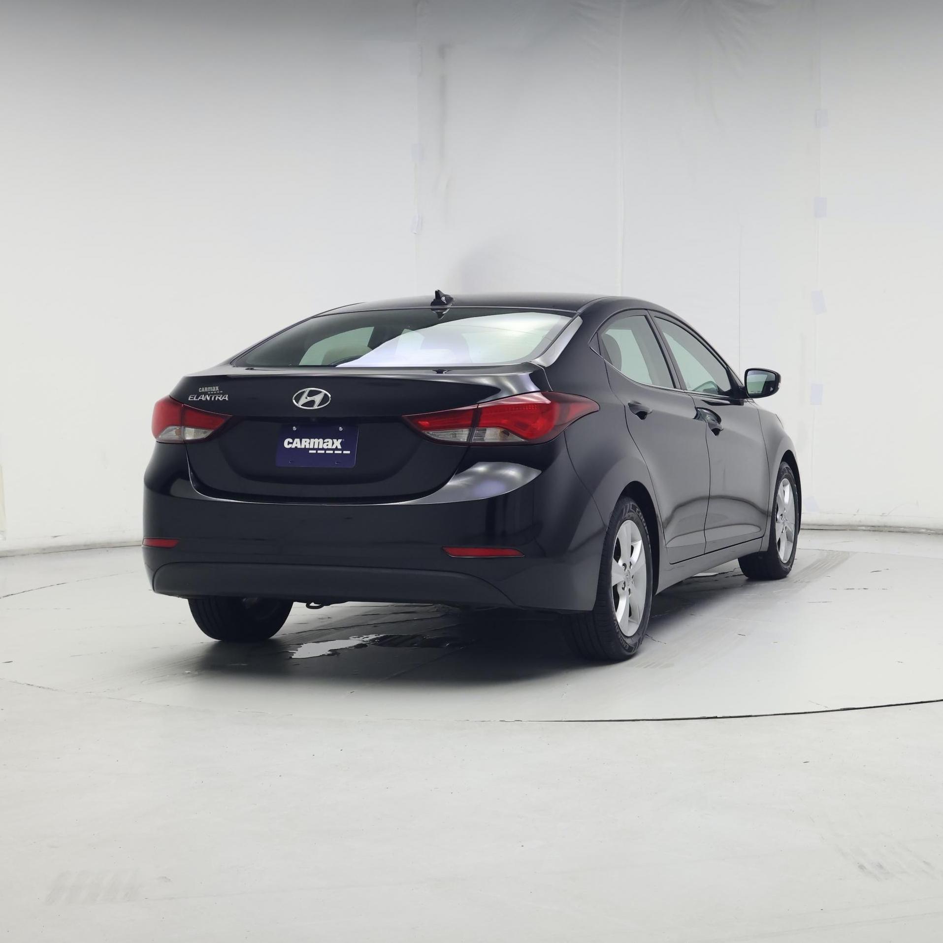 Thumbnail: 2016 Hyundai Elantra - 8