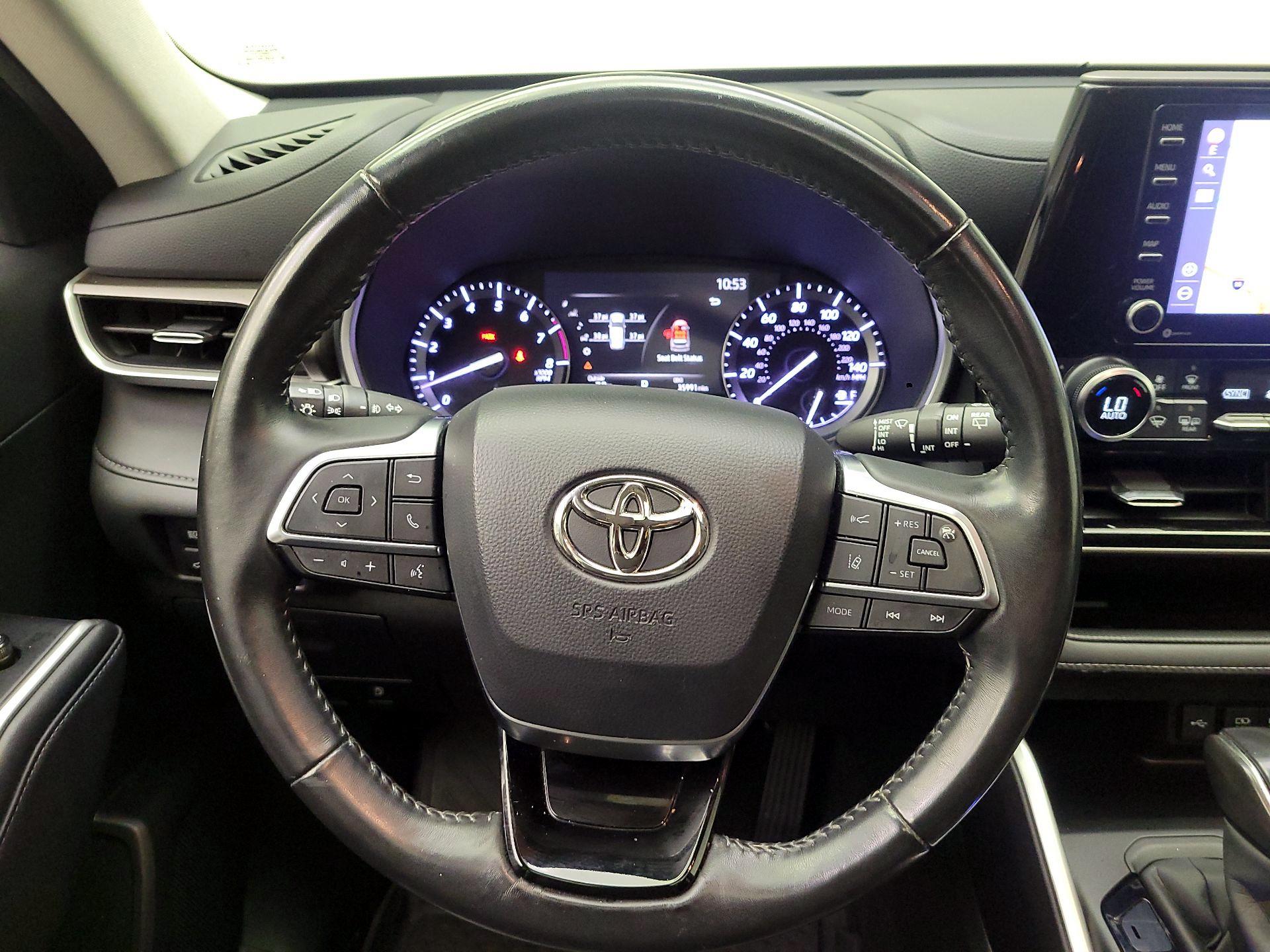 Thumbnail: 2020 Toyota Highlander - 10