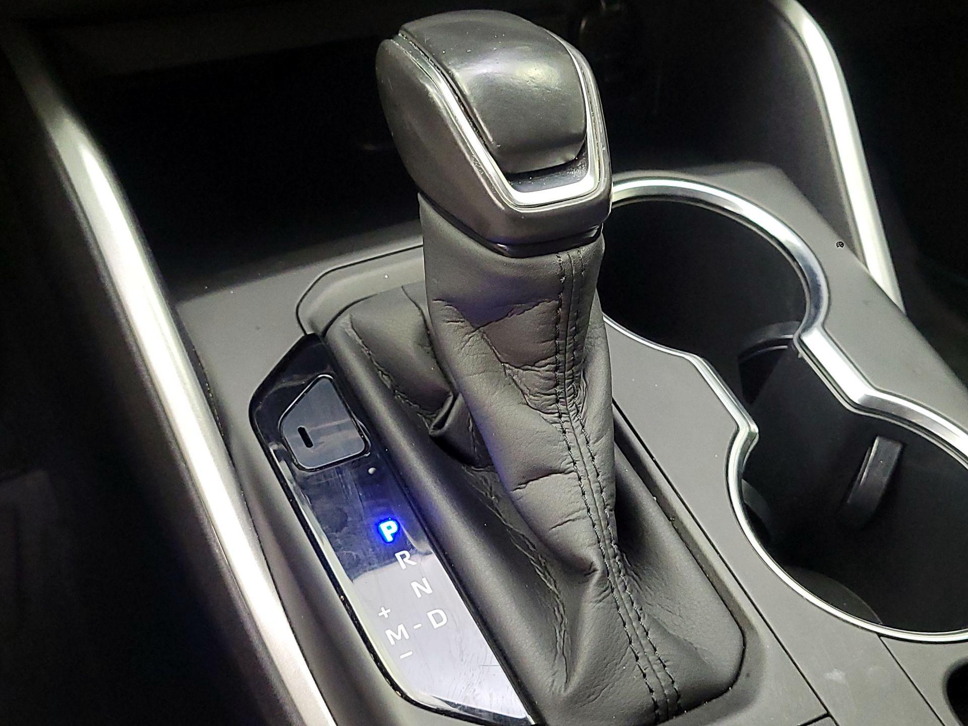 Thumbnail: 2020 Toyota Highlander - 18