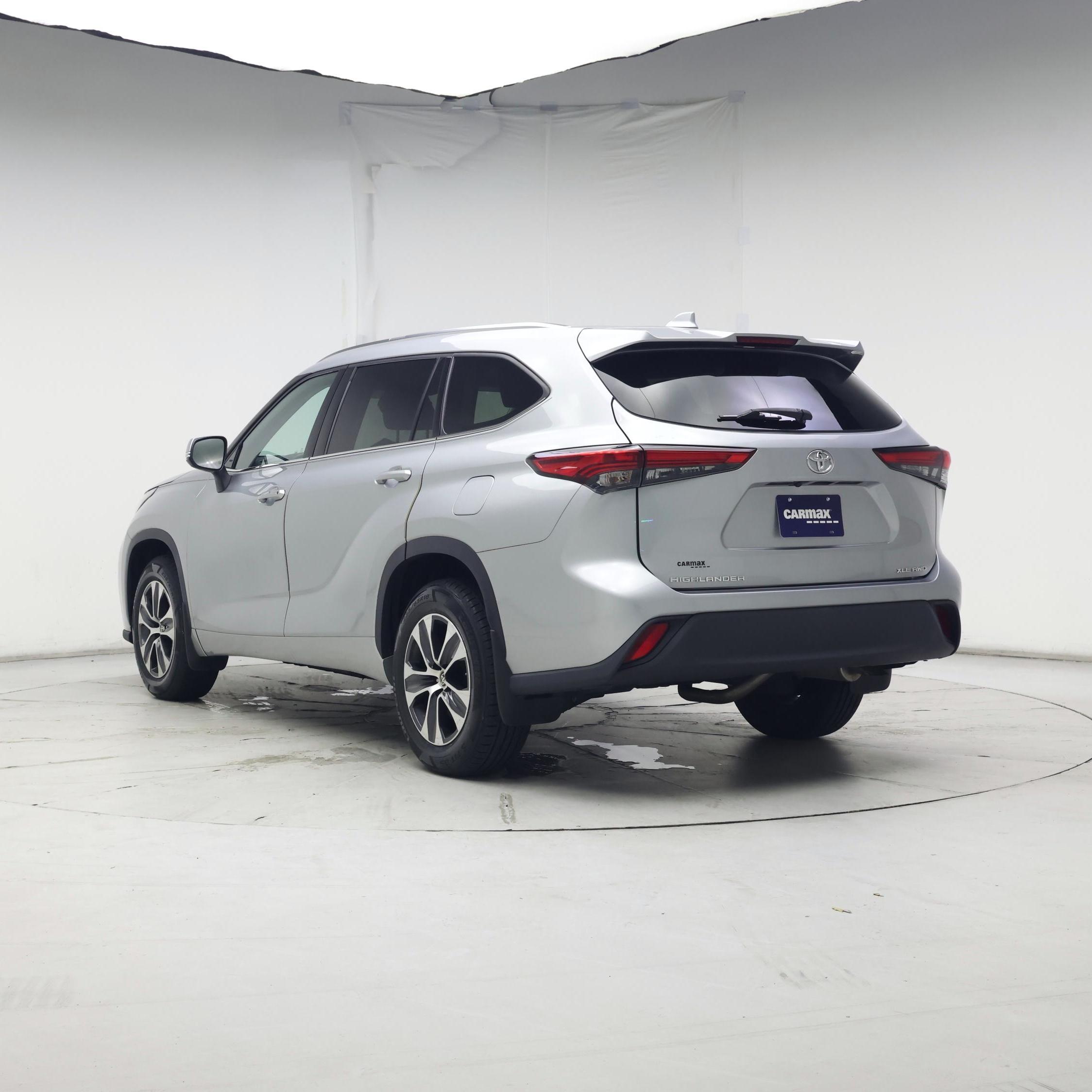 Thumbnail: 2020 Toyota Highlander - 2