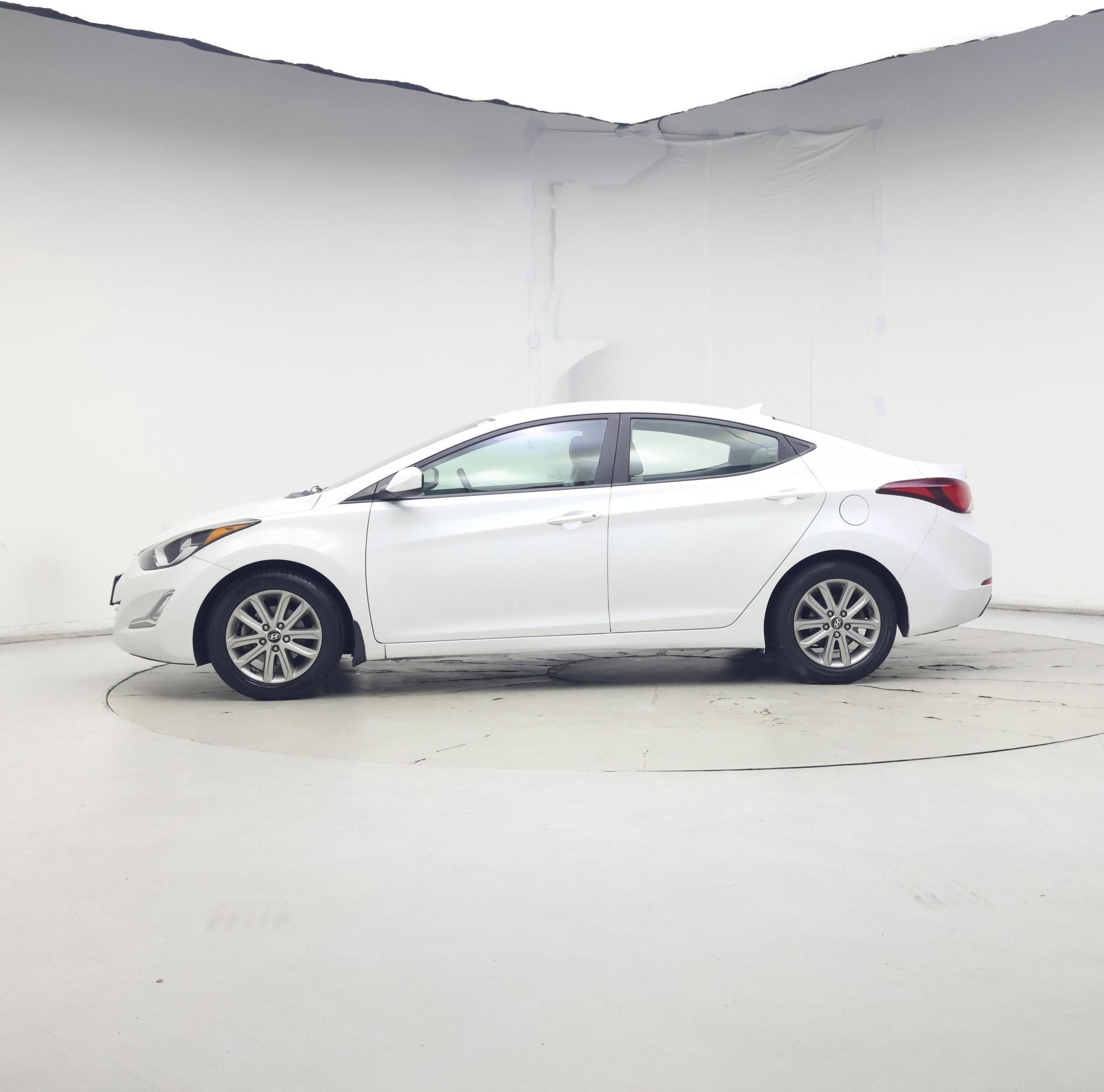 Thumbnail: 2015 Hyundai Elantra - 3