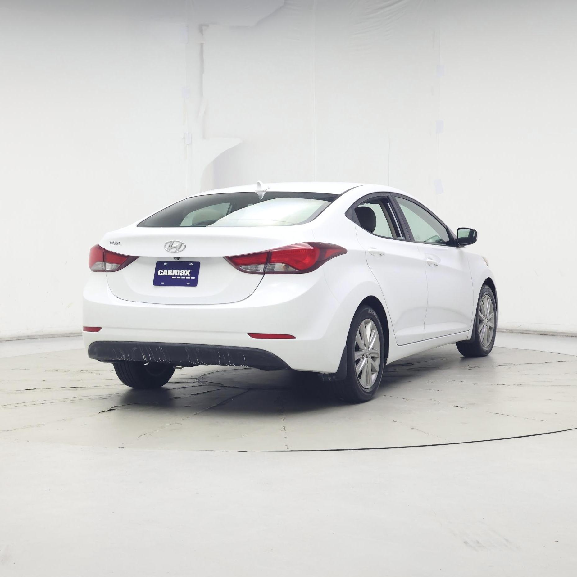 Thumbnail: 2015 Hyundai Elantra - 8