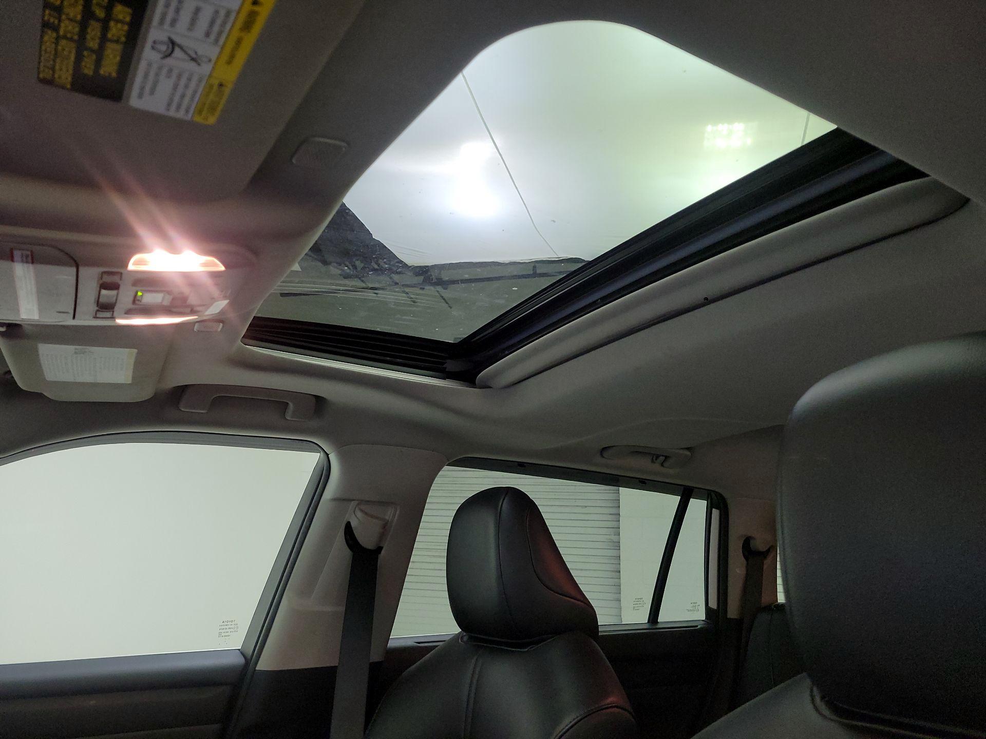 Thumbnail: 2023 Toyota Highlander - 19