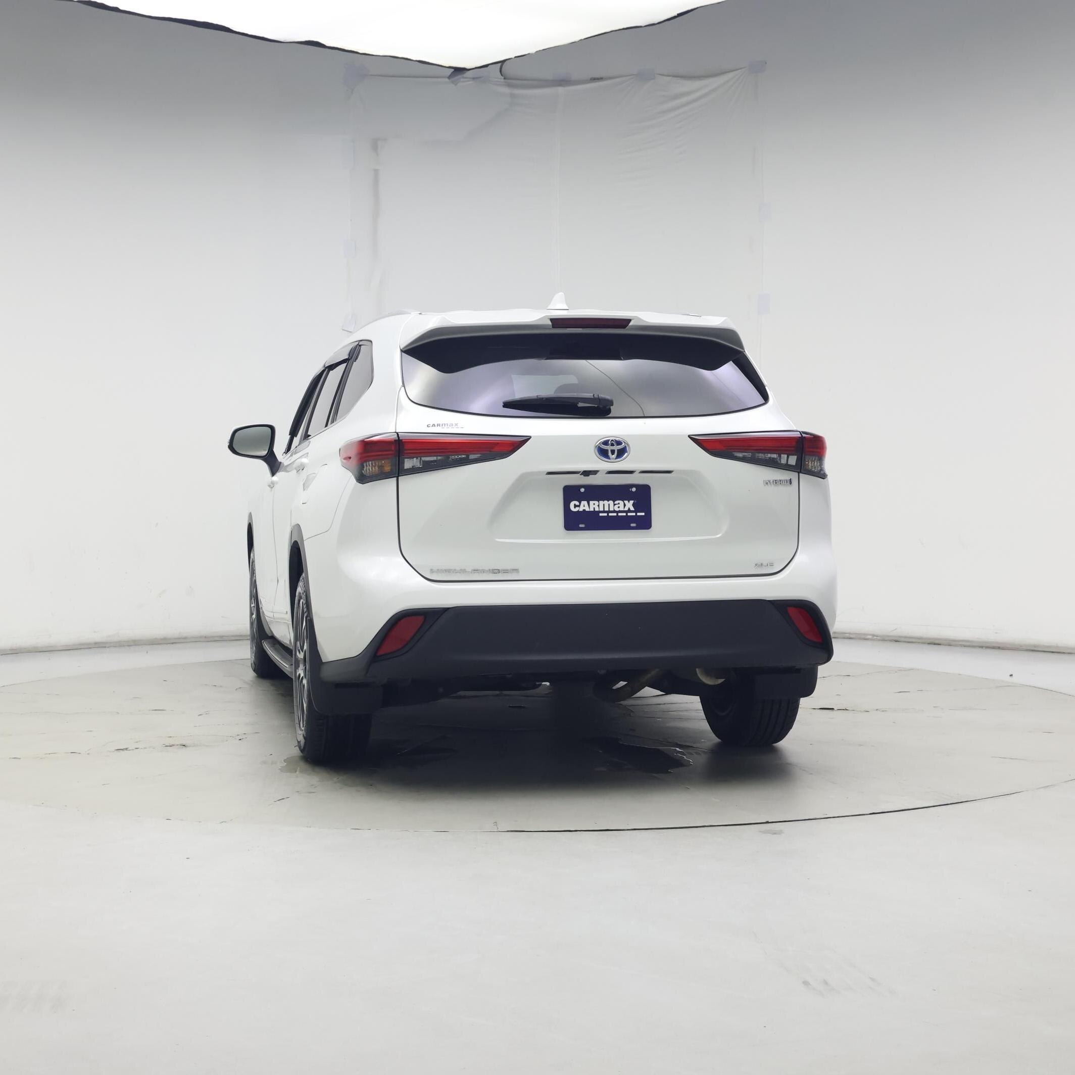 Thumbnail: 2023 Toyota Highlander - 6