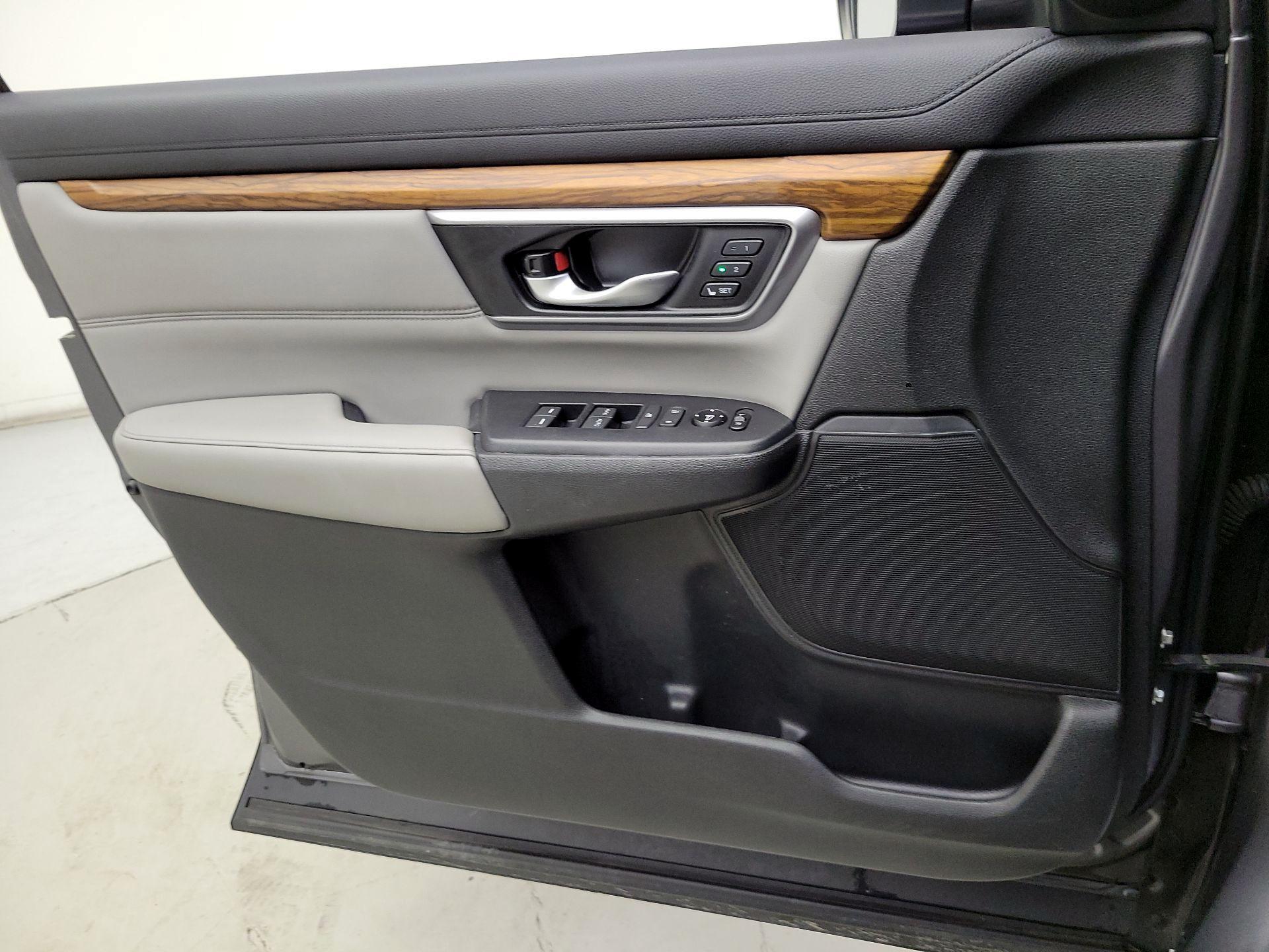 Thumbnail: 2017 Honda CR-V - 12