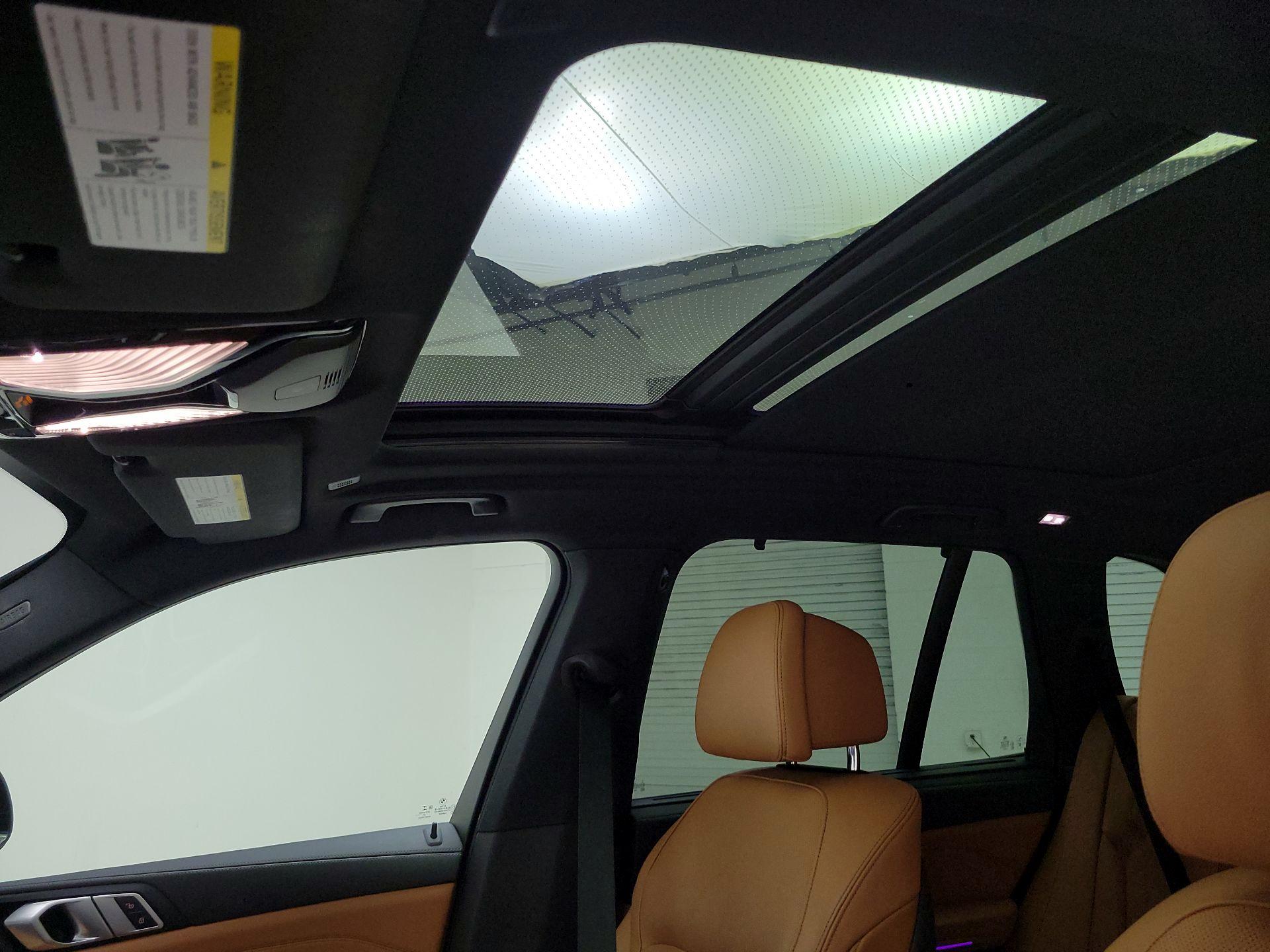 Thumbnail: 2021 BMW X5 - 20
