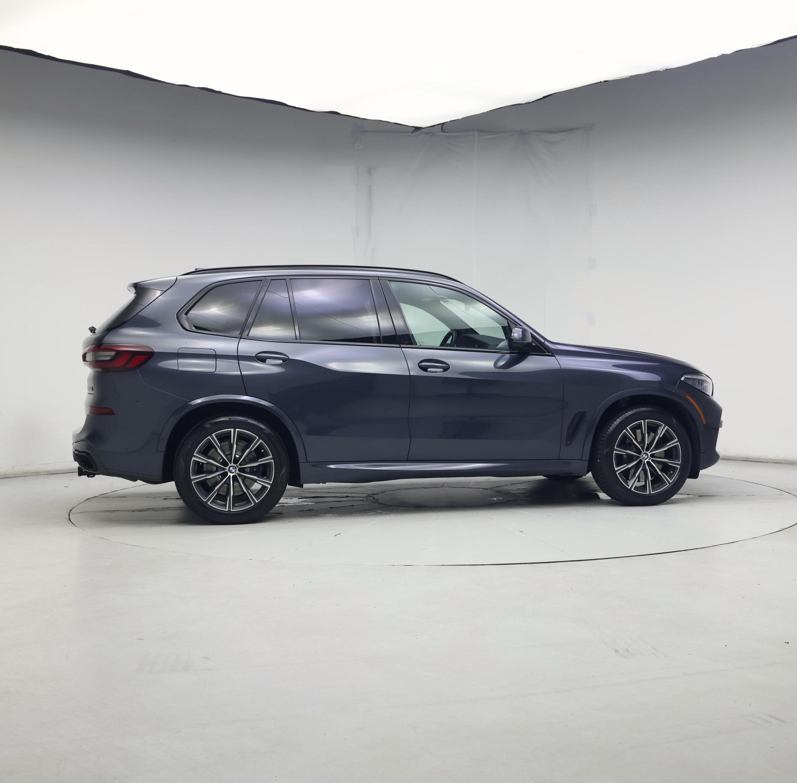 Thumbnail: 2021 BMW X5 - 7