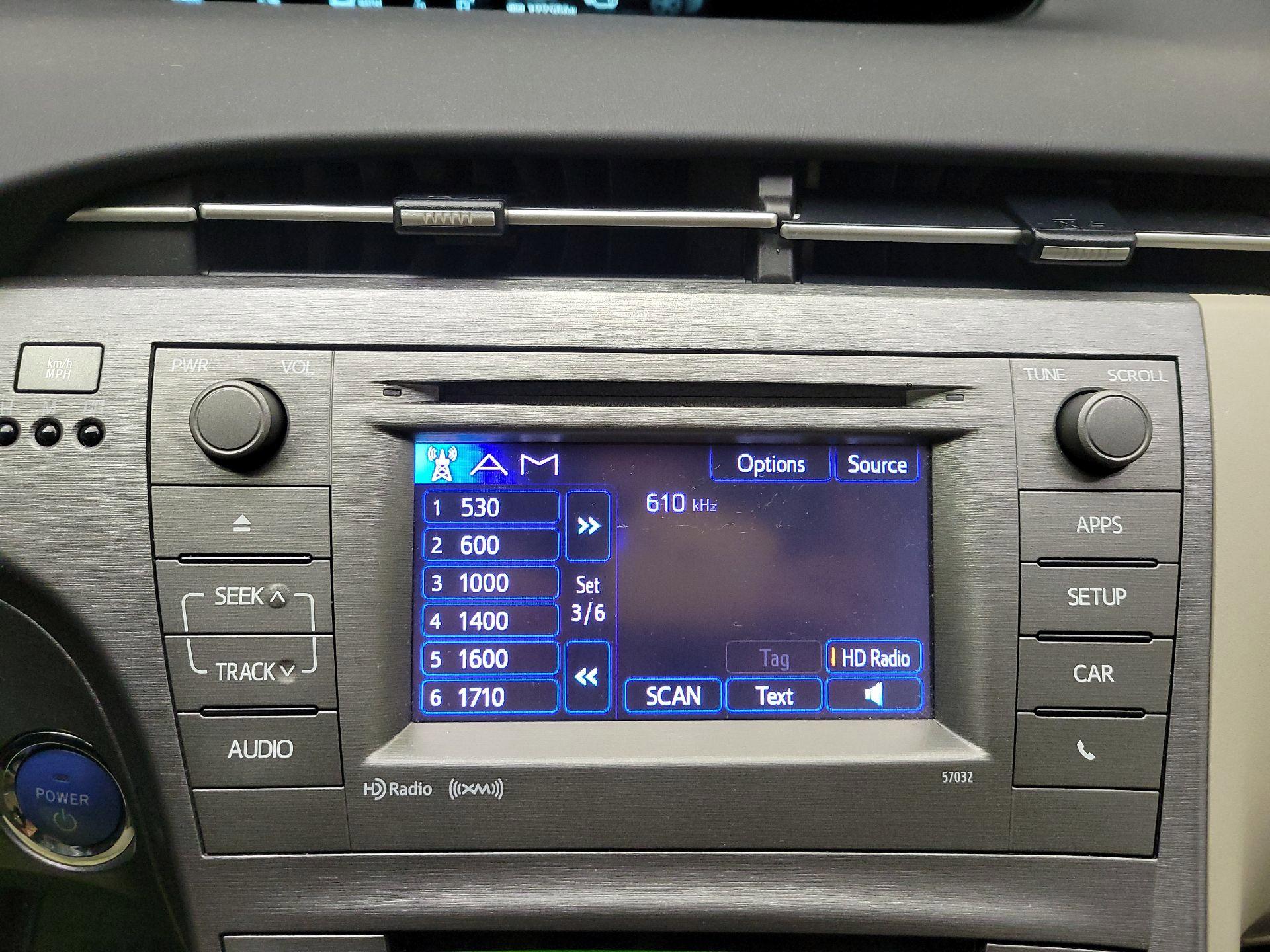 Thumbnail: 2013 Toyota Prius - 16
