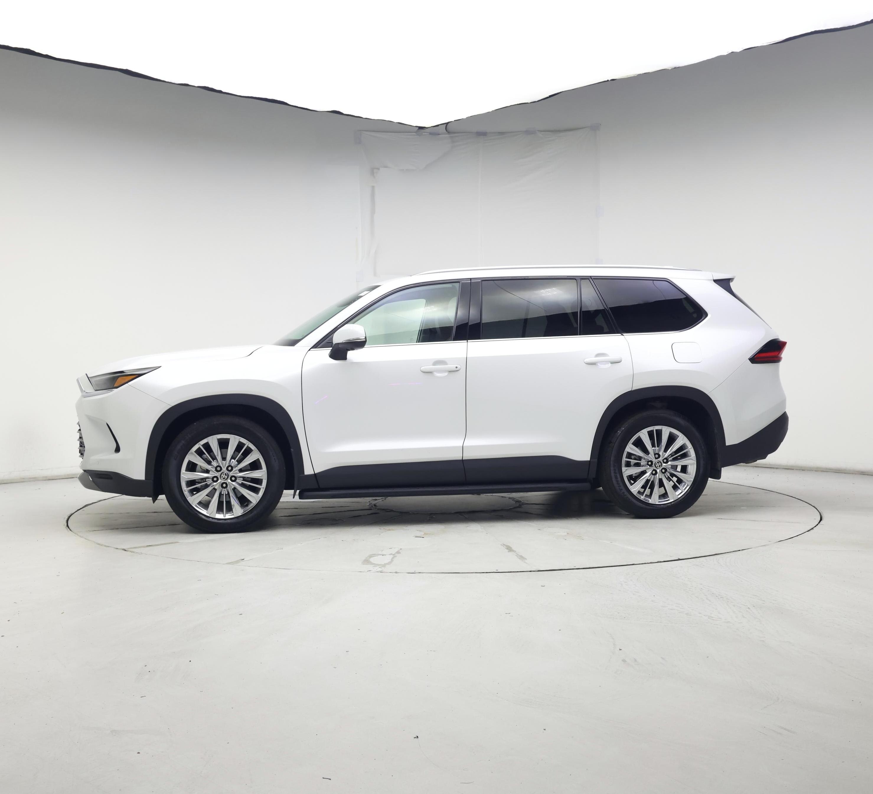 Thumbnail: 2024 Toyota Grand Highlander - 3