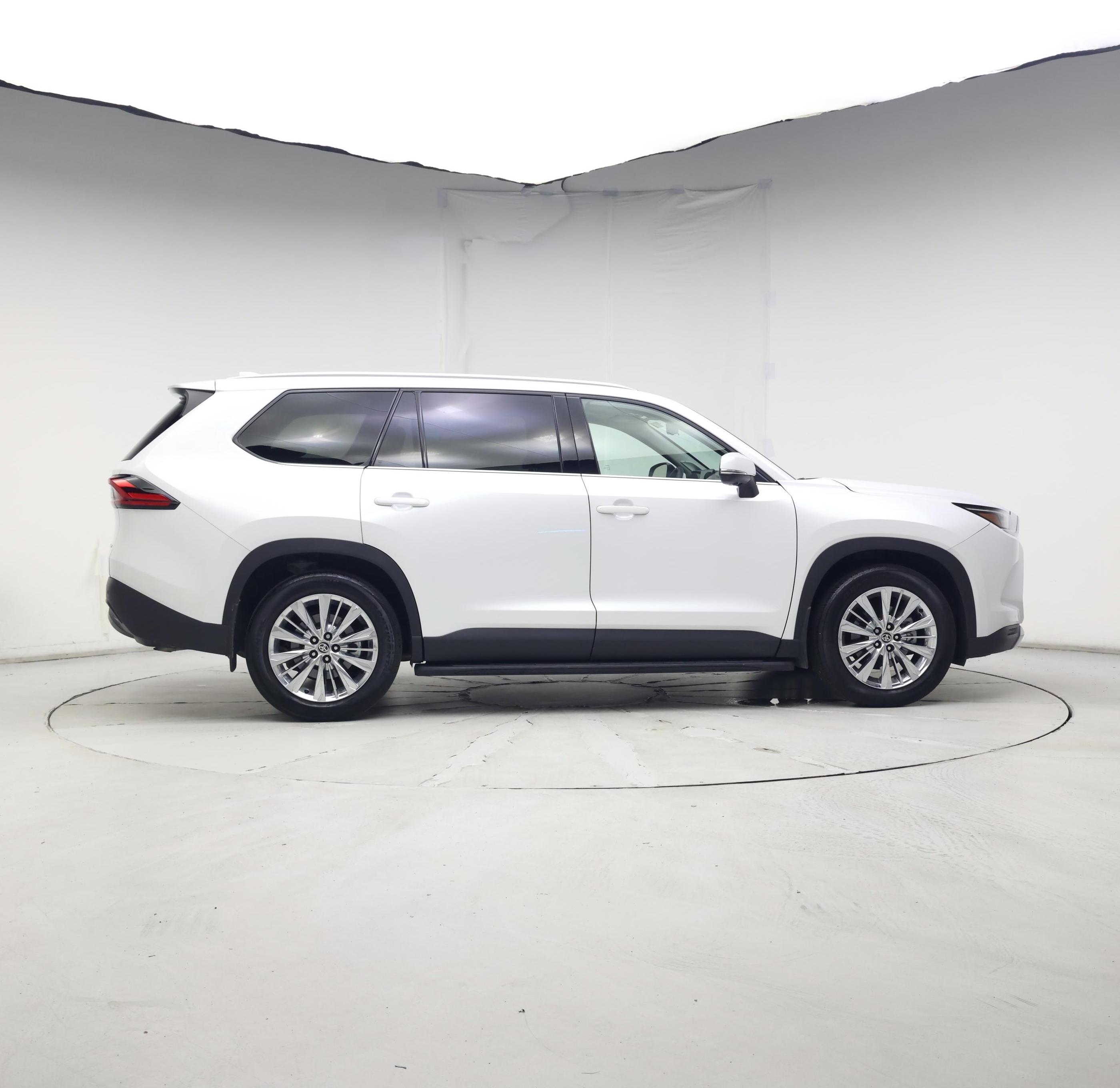 Thumbnail: 2024 Toyota Grand Highlander - 7