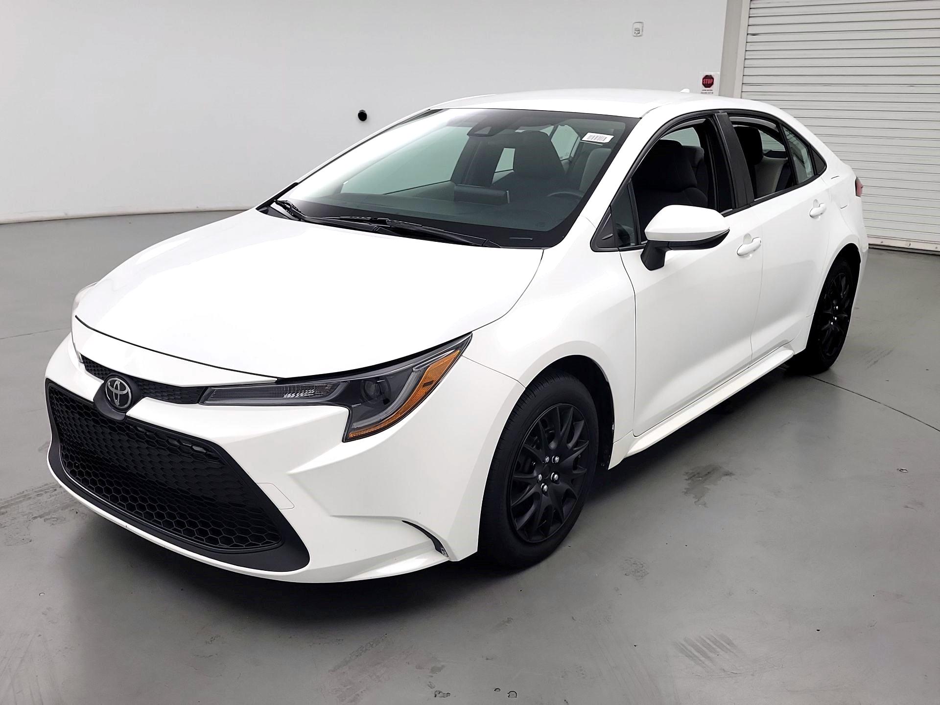 Thumbnail: 2021 Toyota Corolla - 3