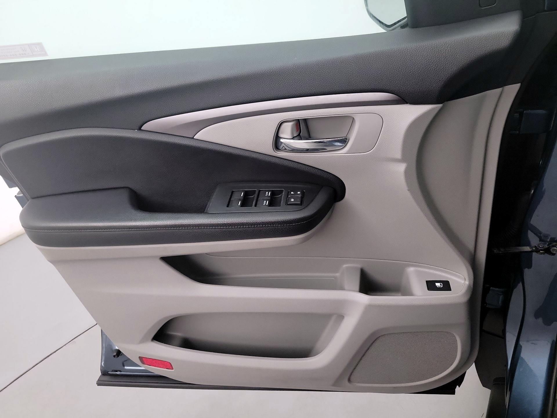 Thumbnail: 2021 Honda Pilot - 12