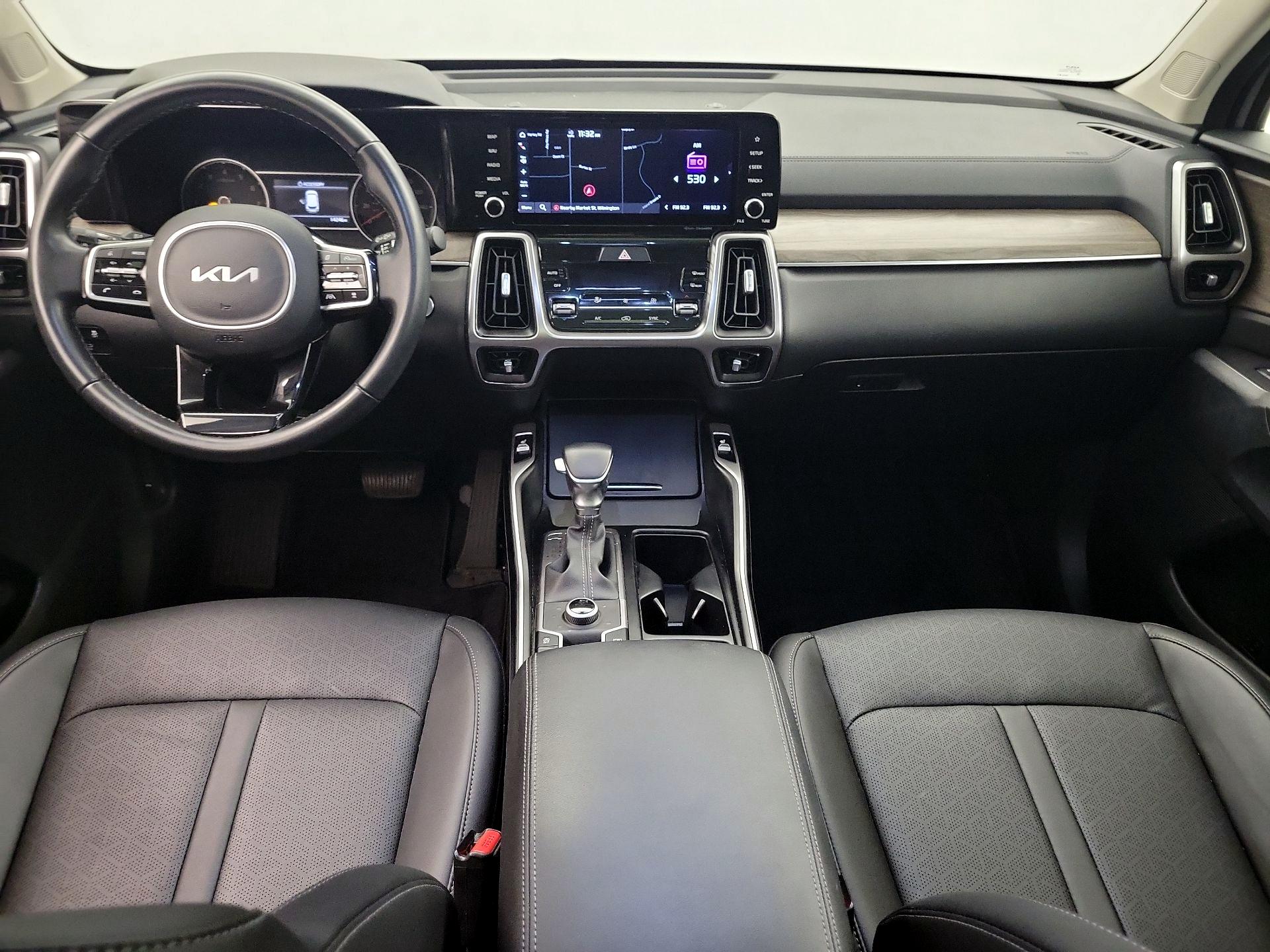 Thumbnail: 2022 Kia Sorento - 9
