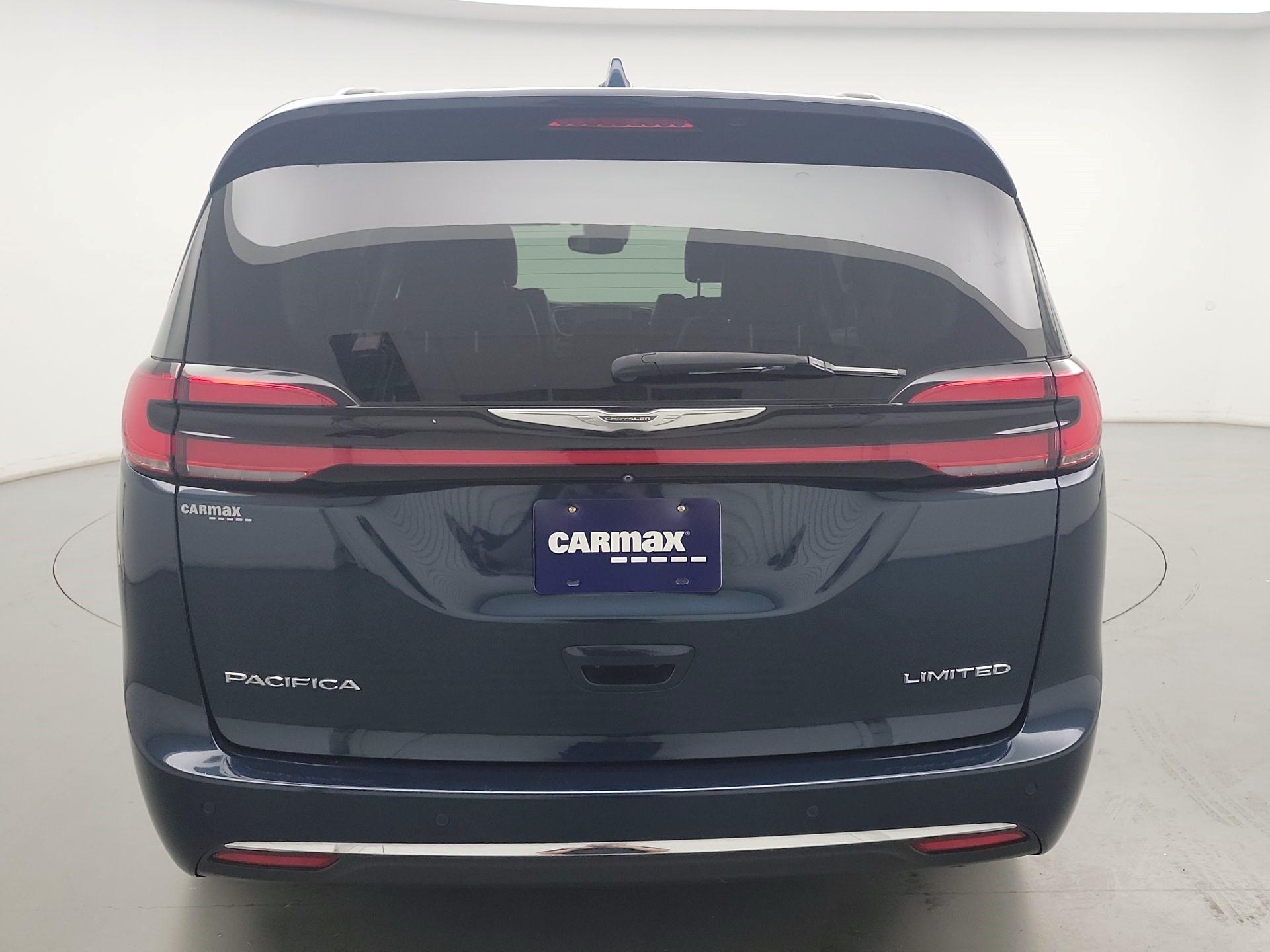 Thumbnail: 2022 Chrysler Pacifica - 6