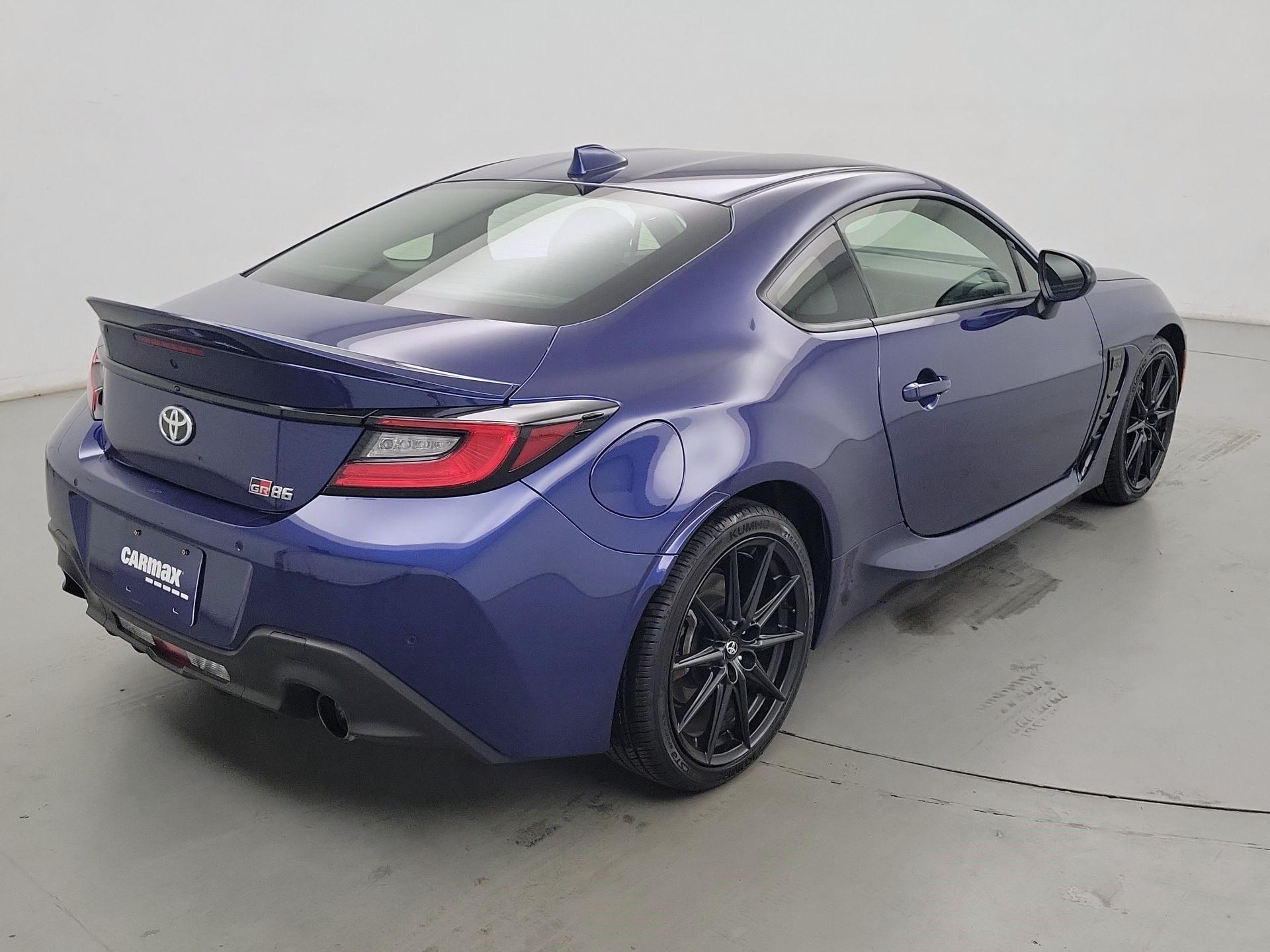 Thumbnail: 2023 Toyota GR86 - 5