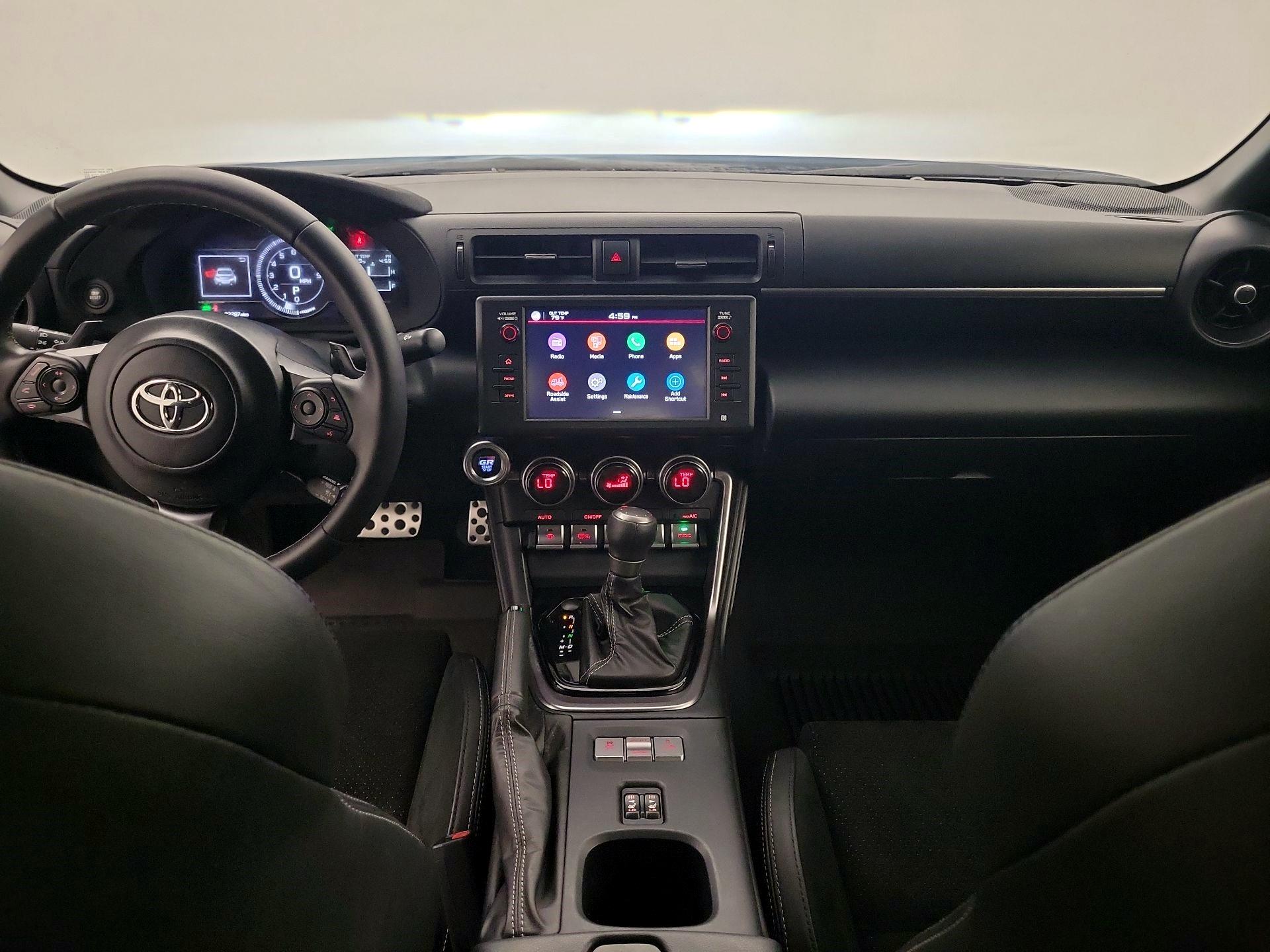 Thumbnail: 2023 Toyota GR86 - 8