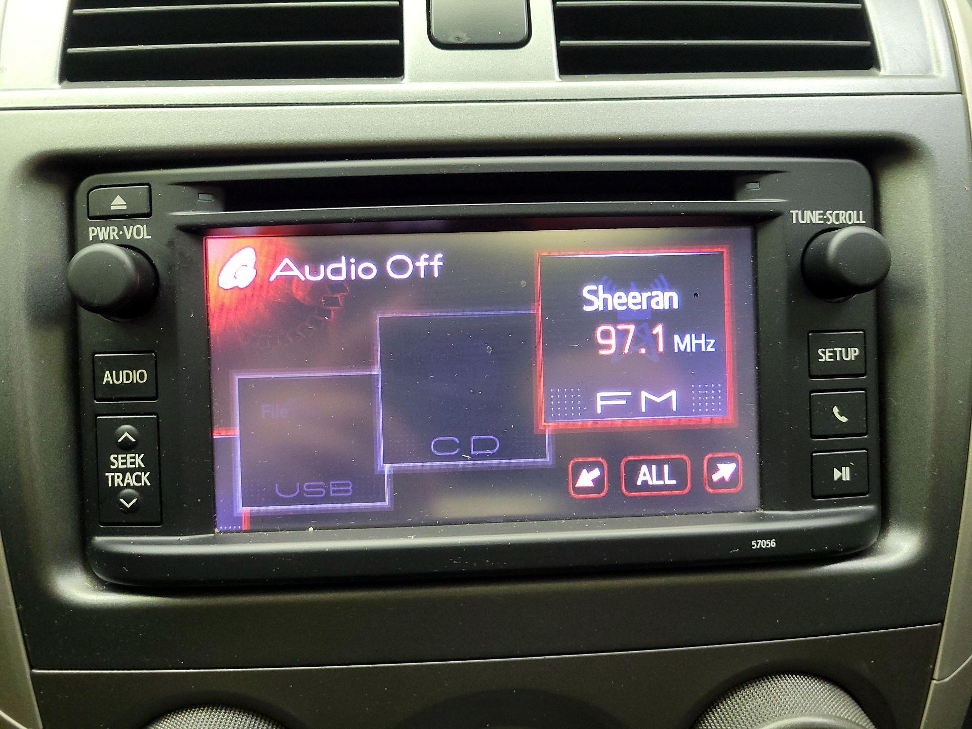 Thumbnail: 2013 Toyota Corolla - 15