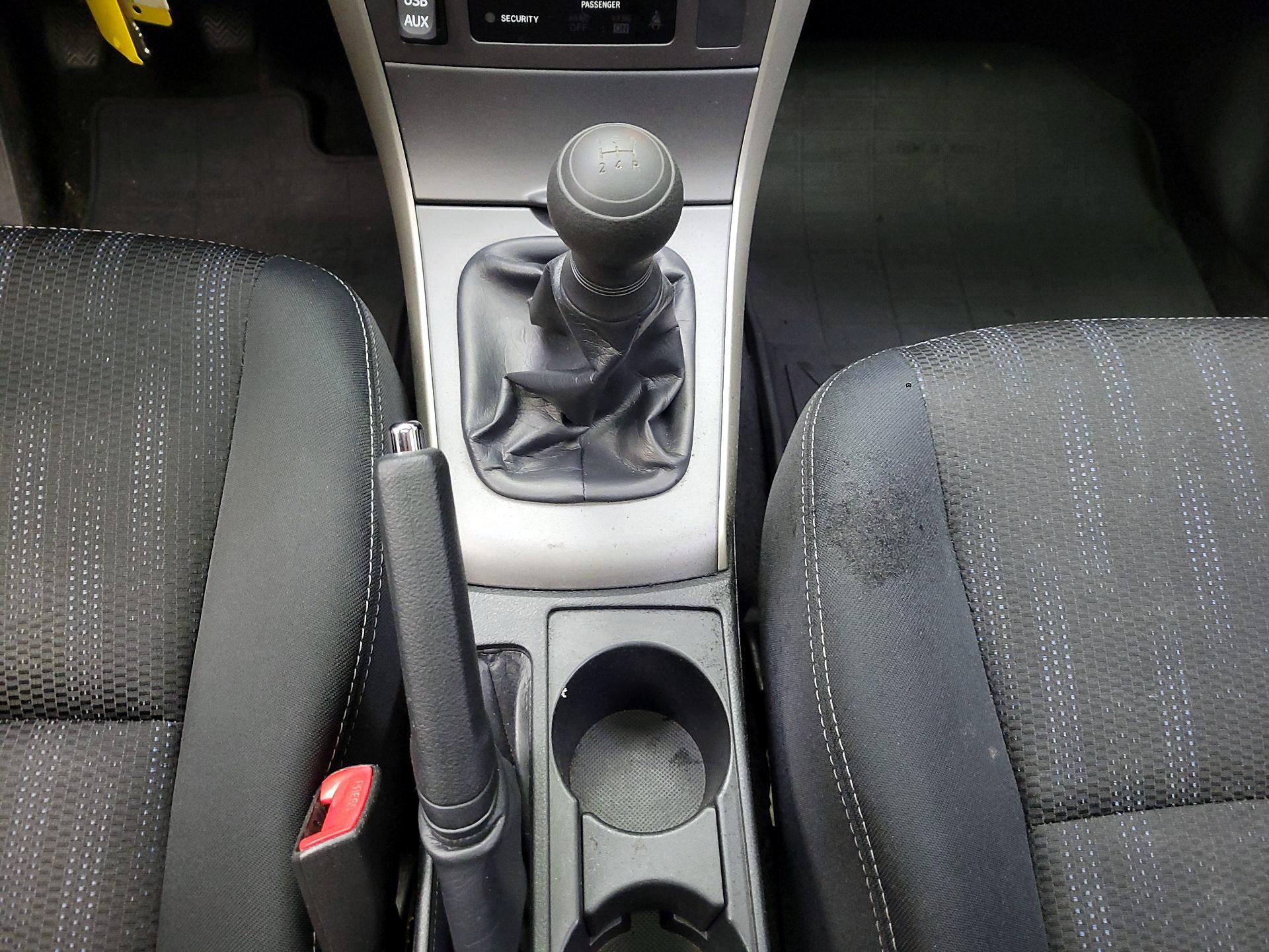 Thumbnail: 2013 Toyota Corolla - 17