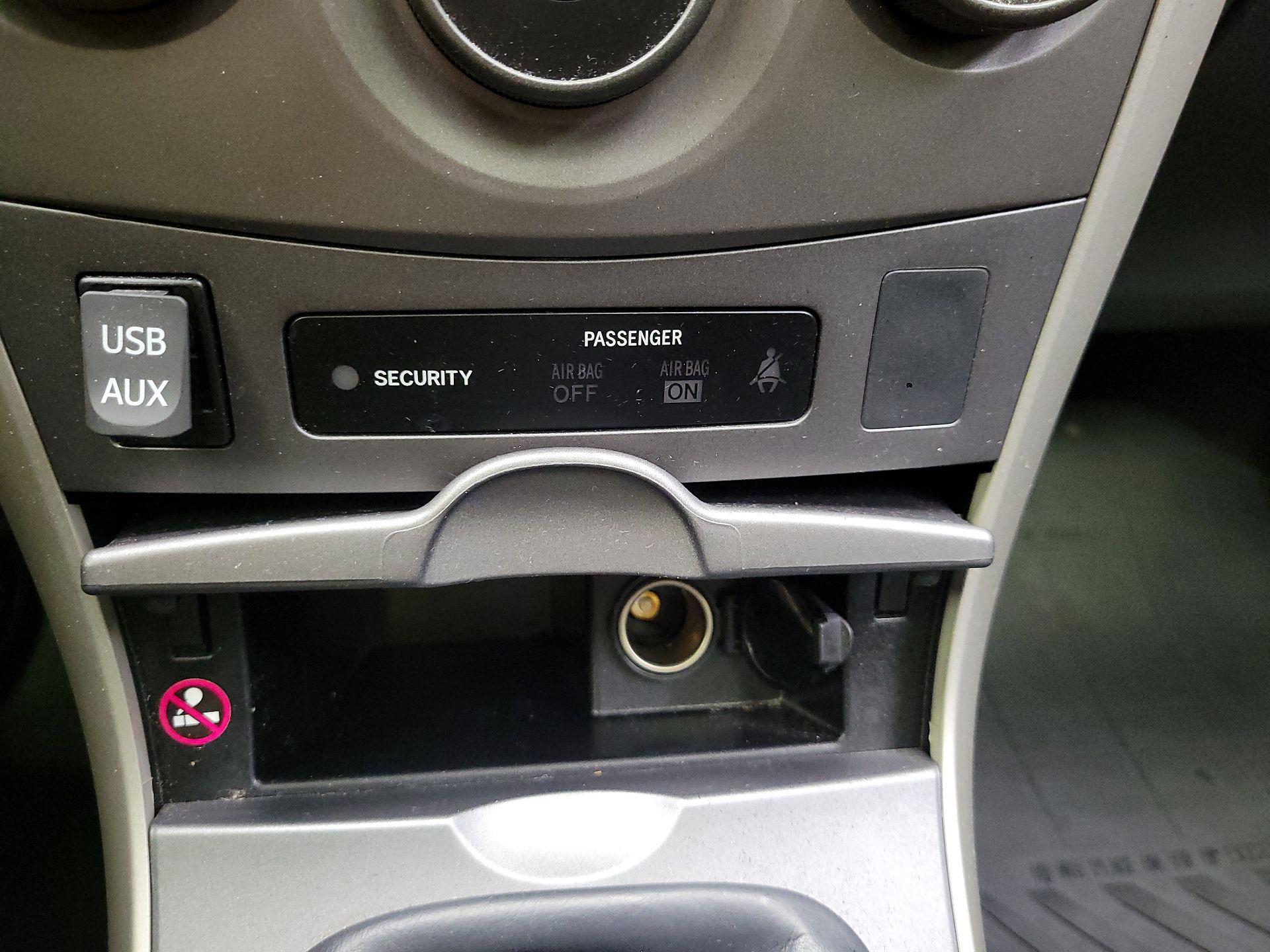 Thumbnail: 2013 Toyota Corolla - 18