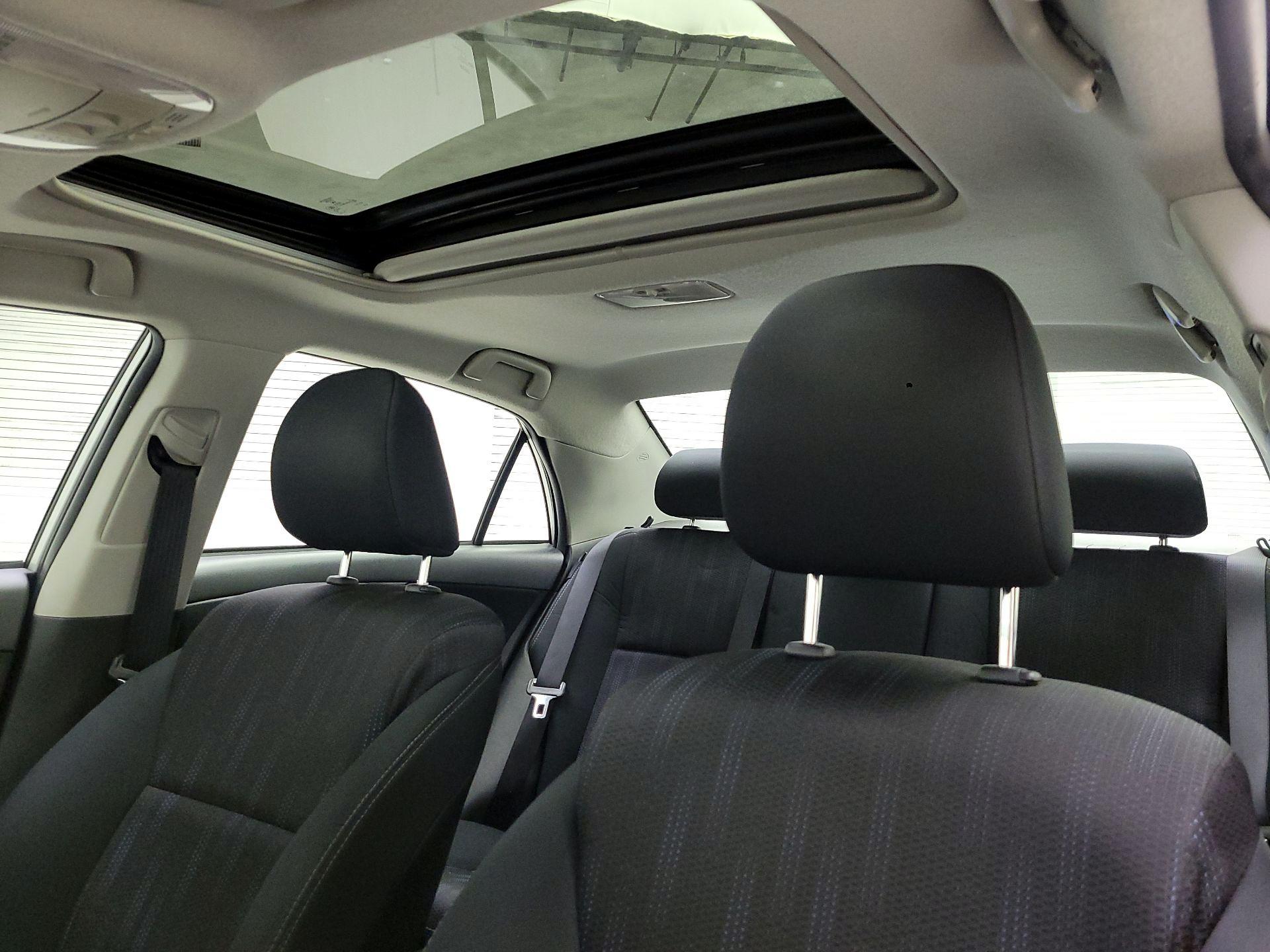 Thumbnail: 2013 Toyota Corolla - 19