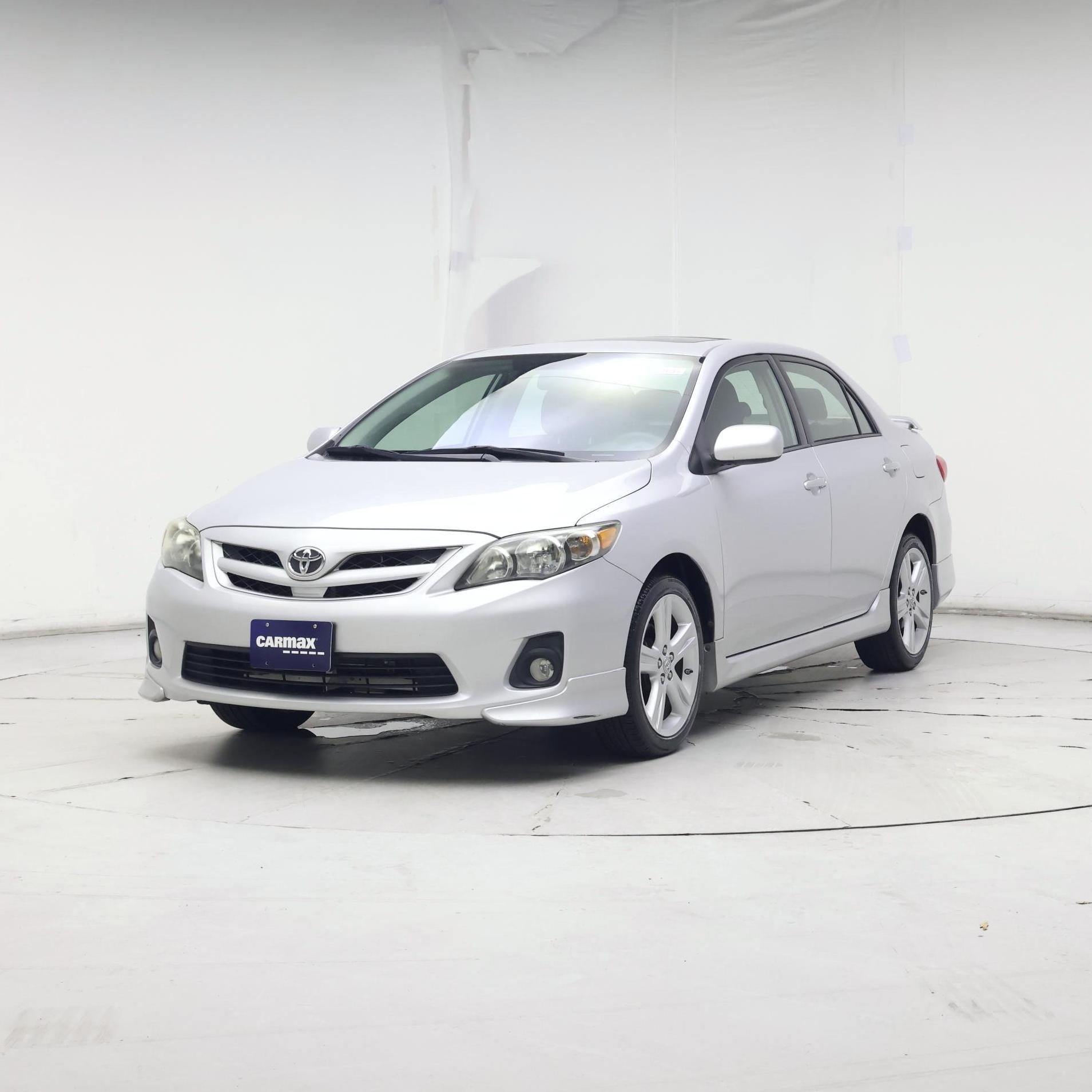 Thumbnail: 2013 Toyota Corolla - 4
