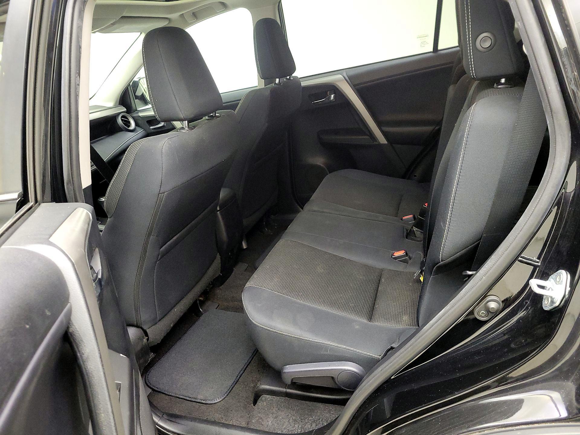Thumbnail: 2017 Toyota RAV4 - 19