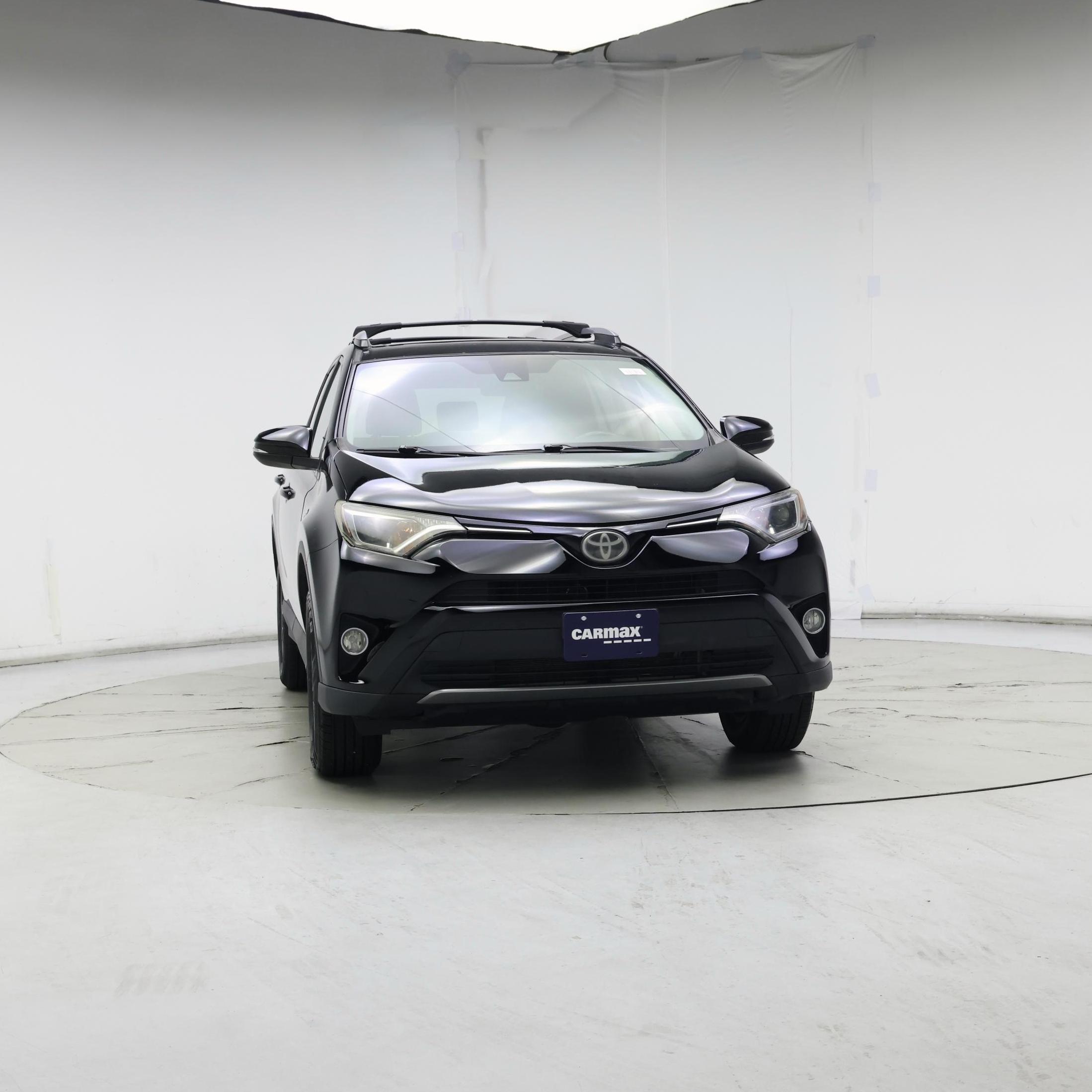 Thumbnail: 2017 Toyota RAV4 - 5