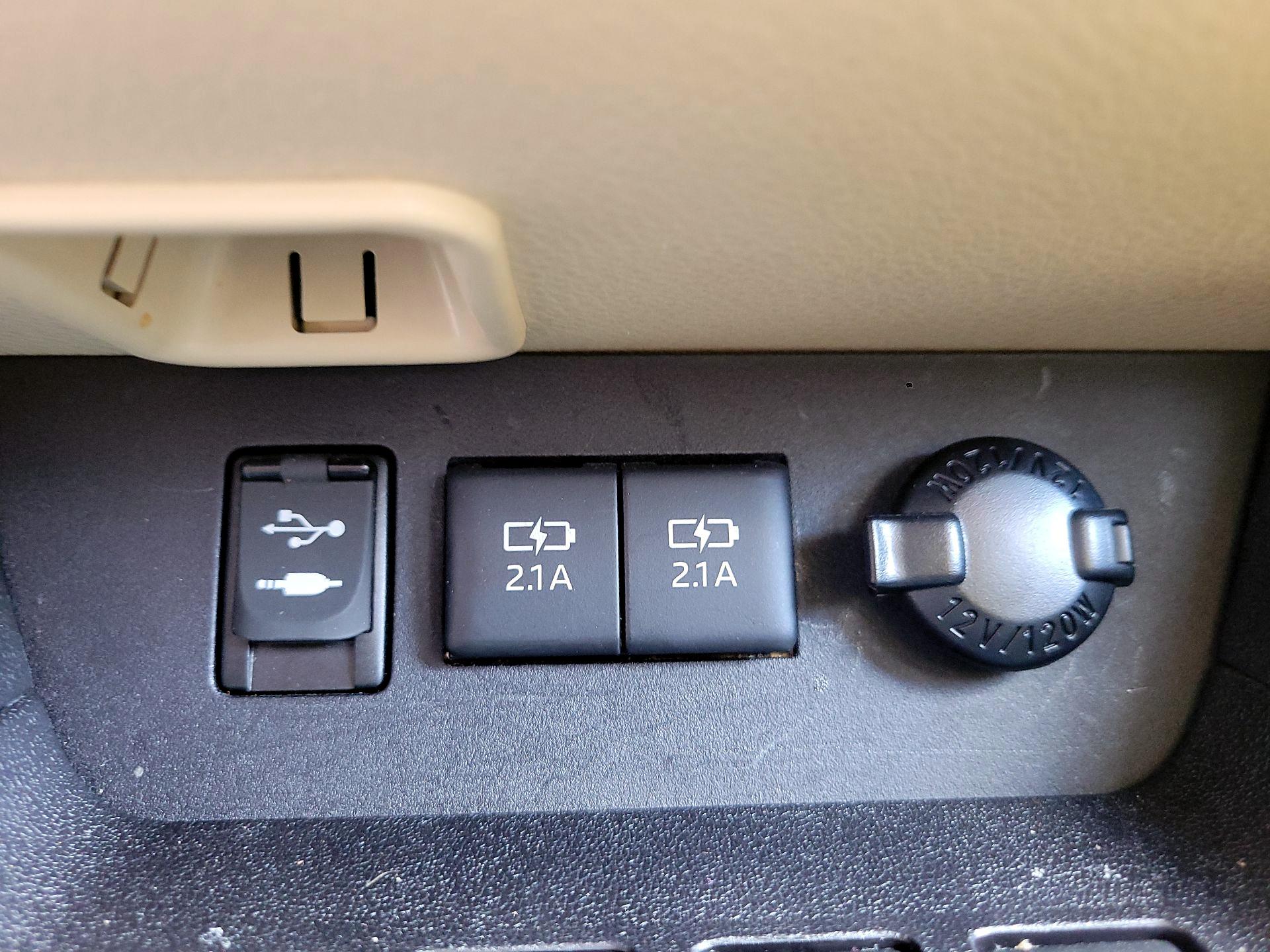 Thumbnail: 2018 Toyota Highlander - 19