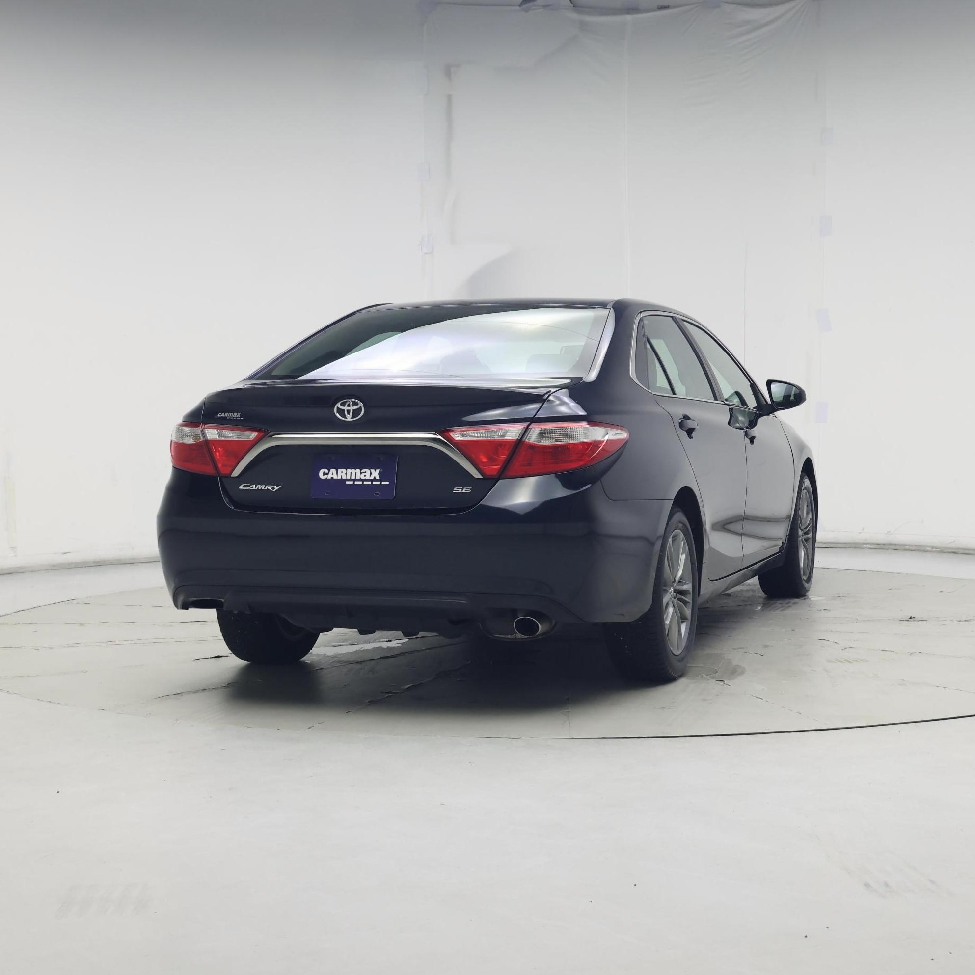 Thumbnail: 2017 Toyota Camry - 8