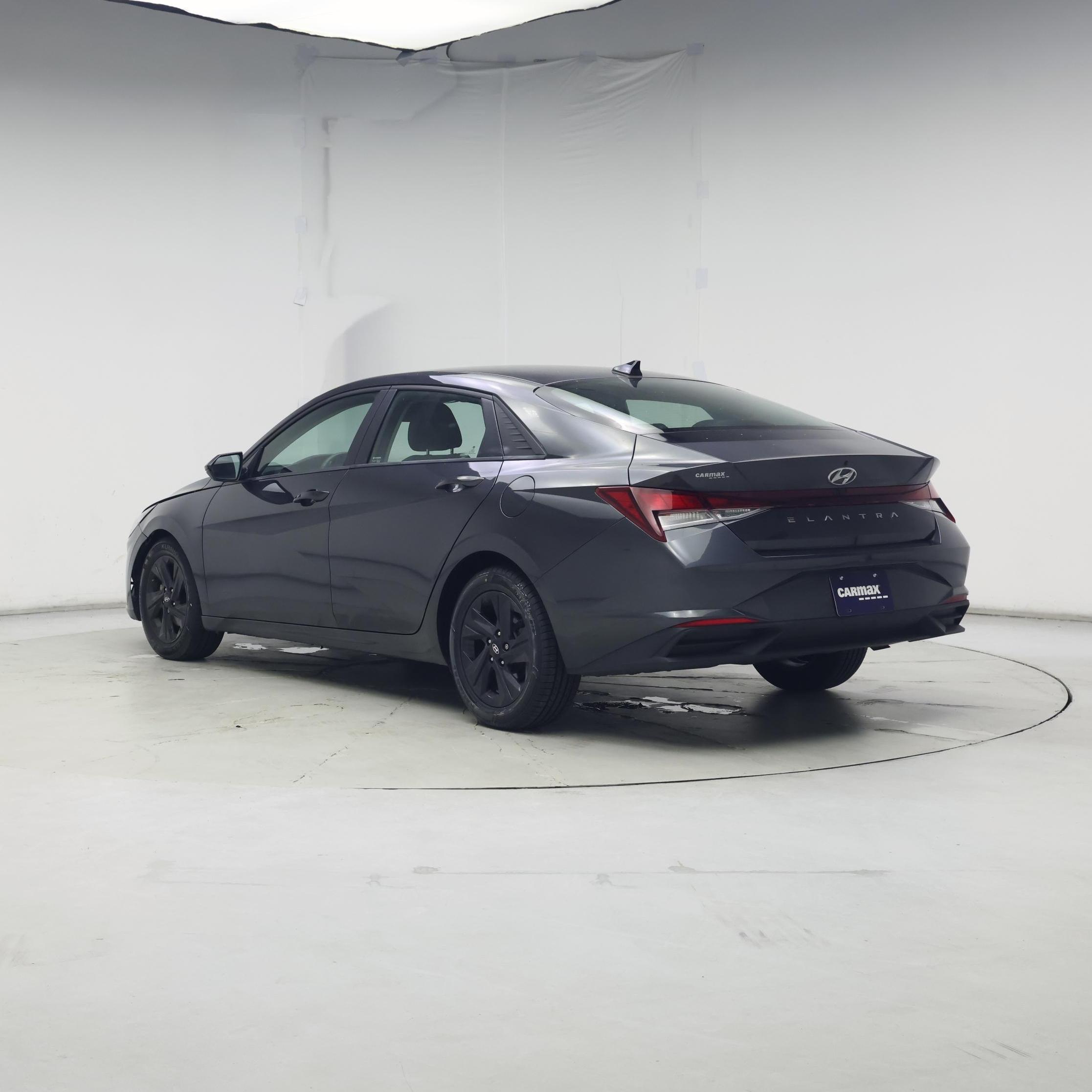 Thumbnail: 2021 Hyundai Elantra - 2