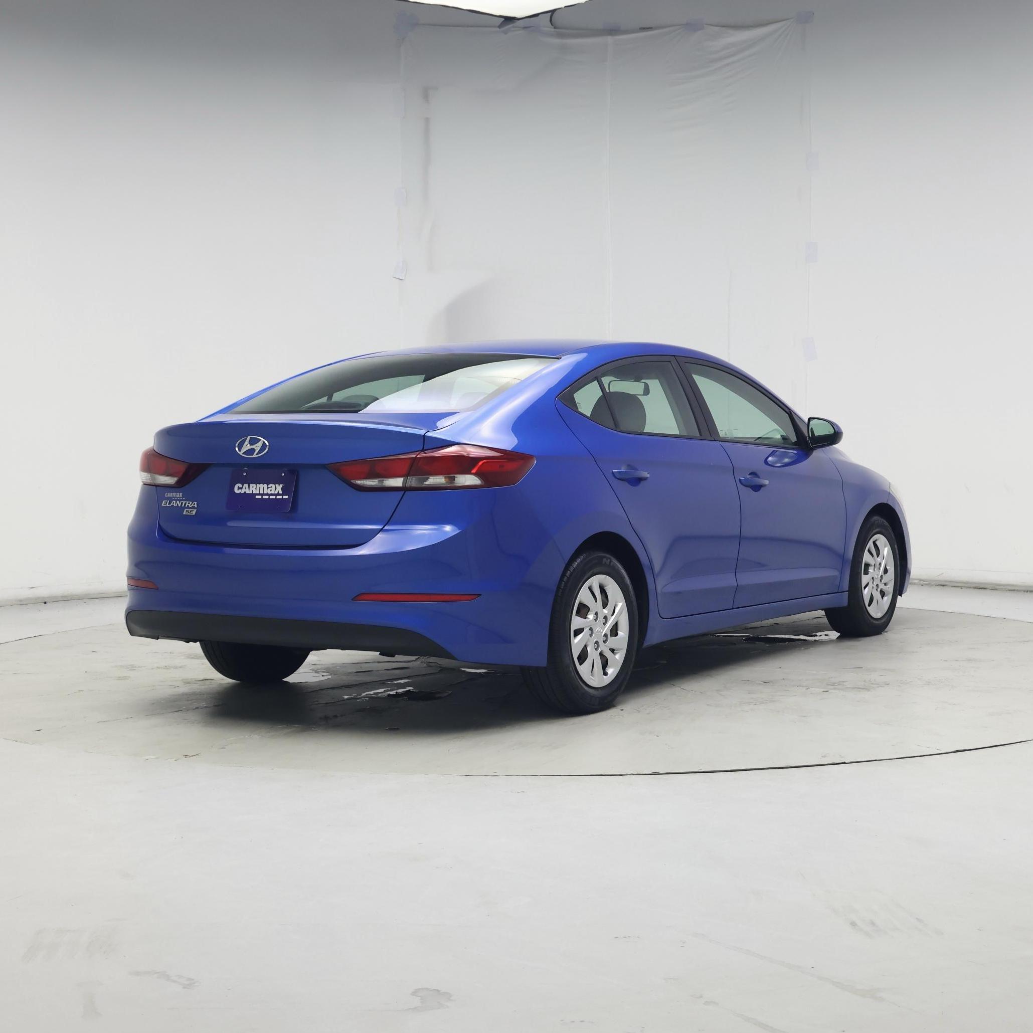 Thumbnail: 2018 Hyundai Elantra - 8