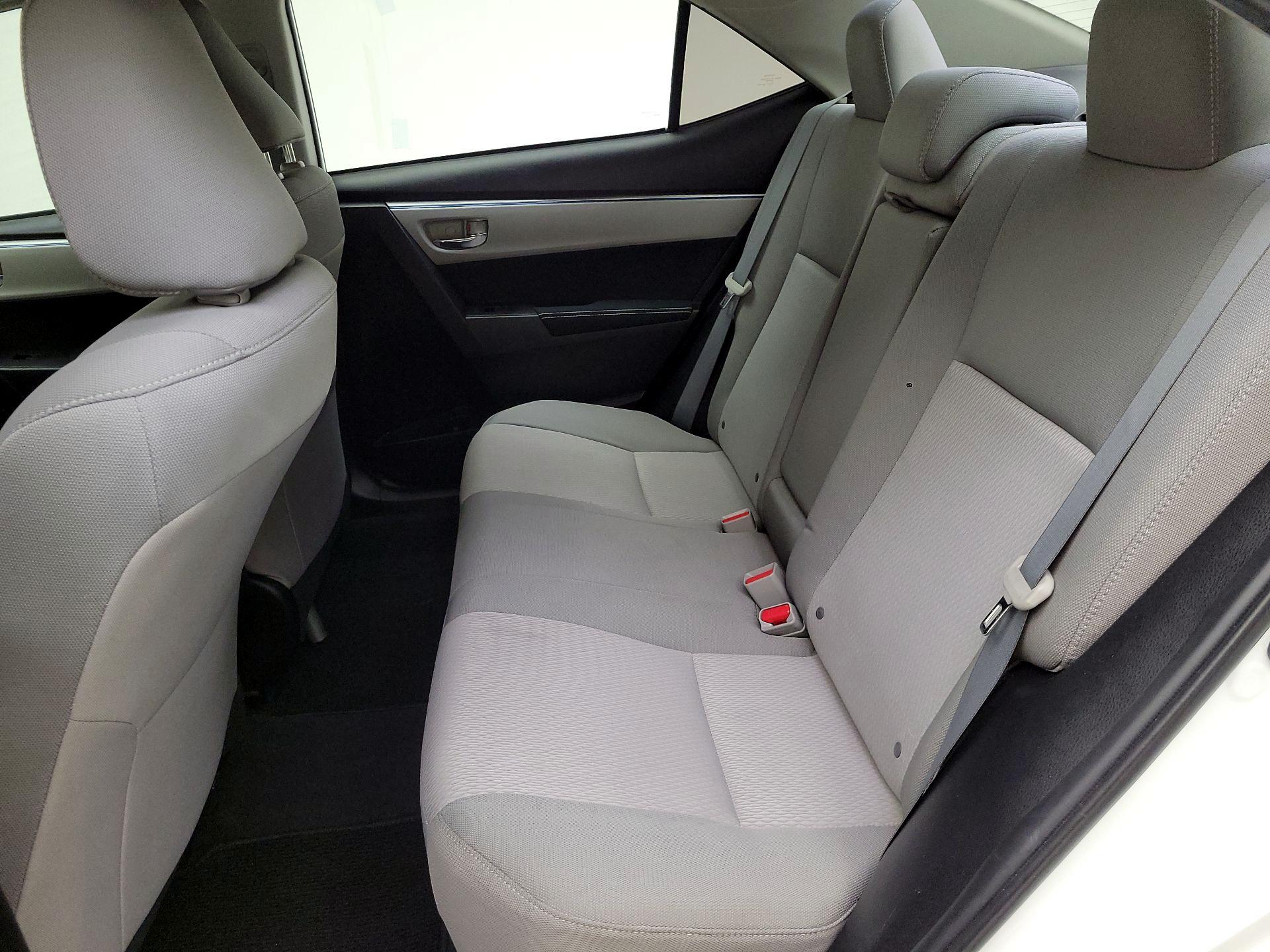 Thumbnail: 2015 Toyota Corolla - 19