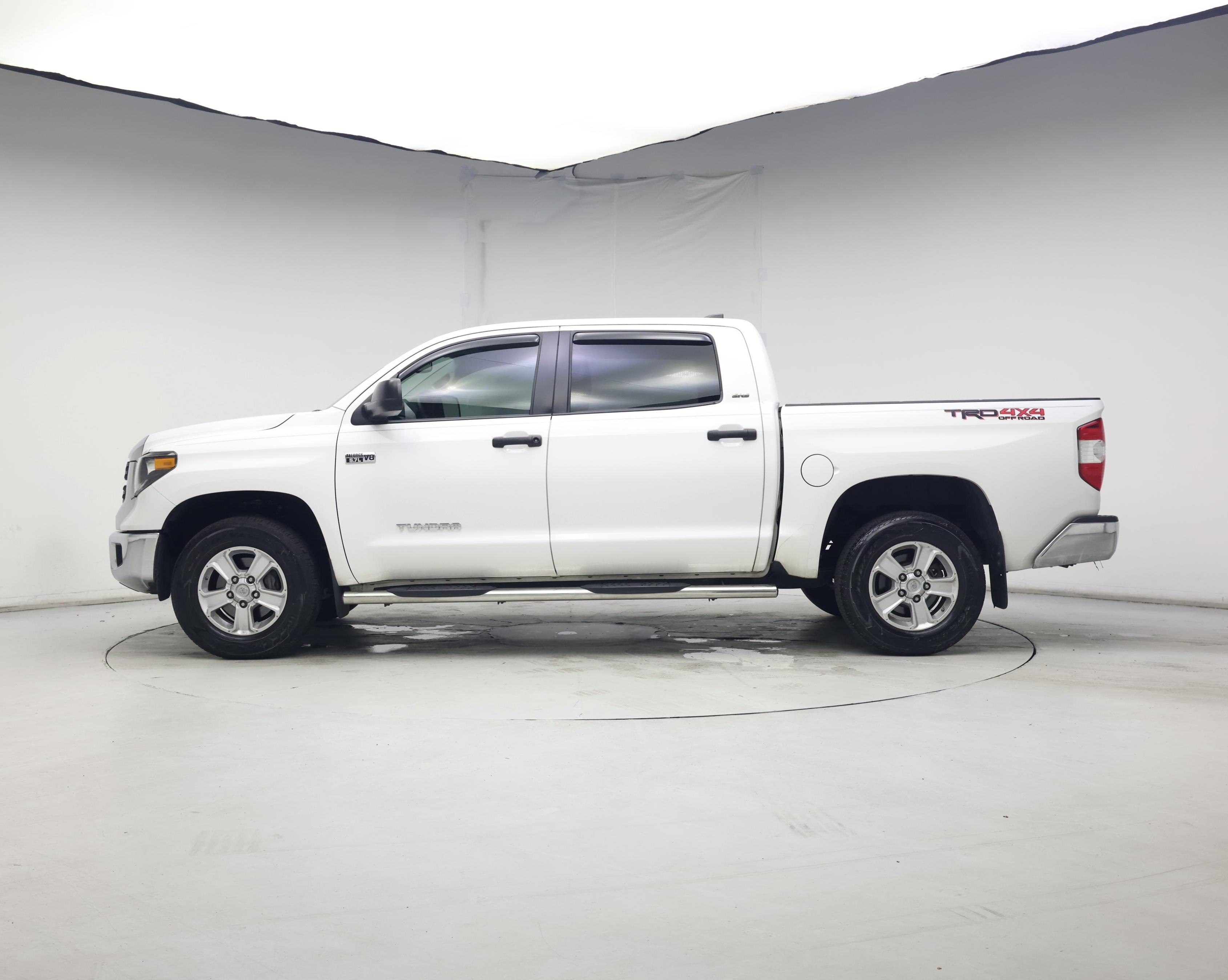 Thumbnail: 2020 Toyota Tundra - 3