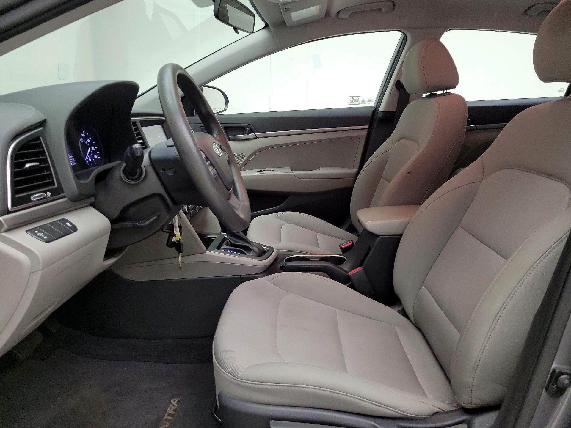 Thumbnail: 2018 Hyundai Elantra - 11