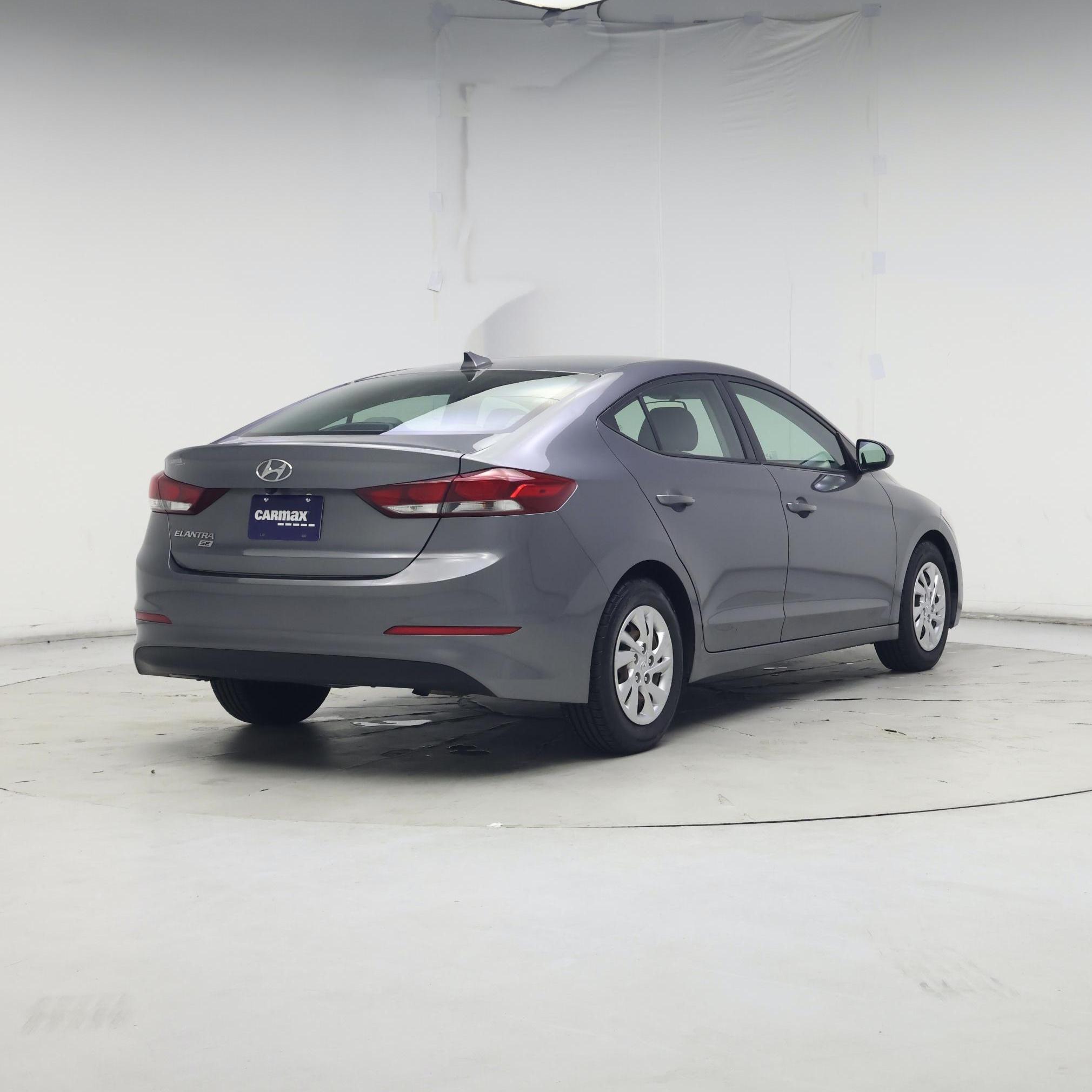 Thumbnail: 2018 Hyundai Elantra - 8