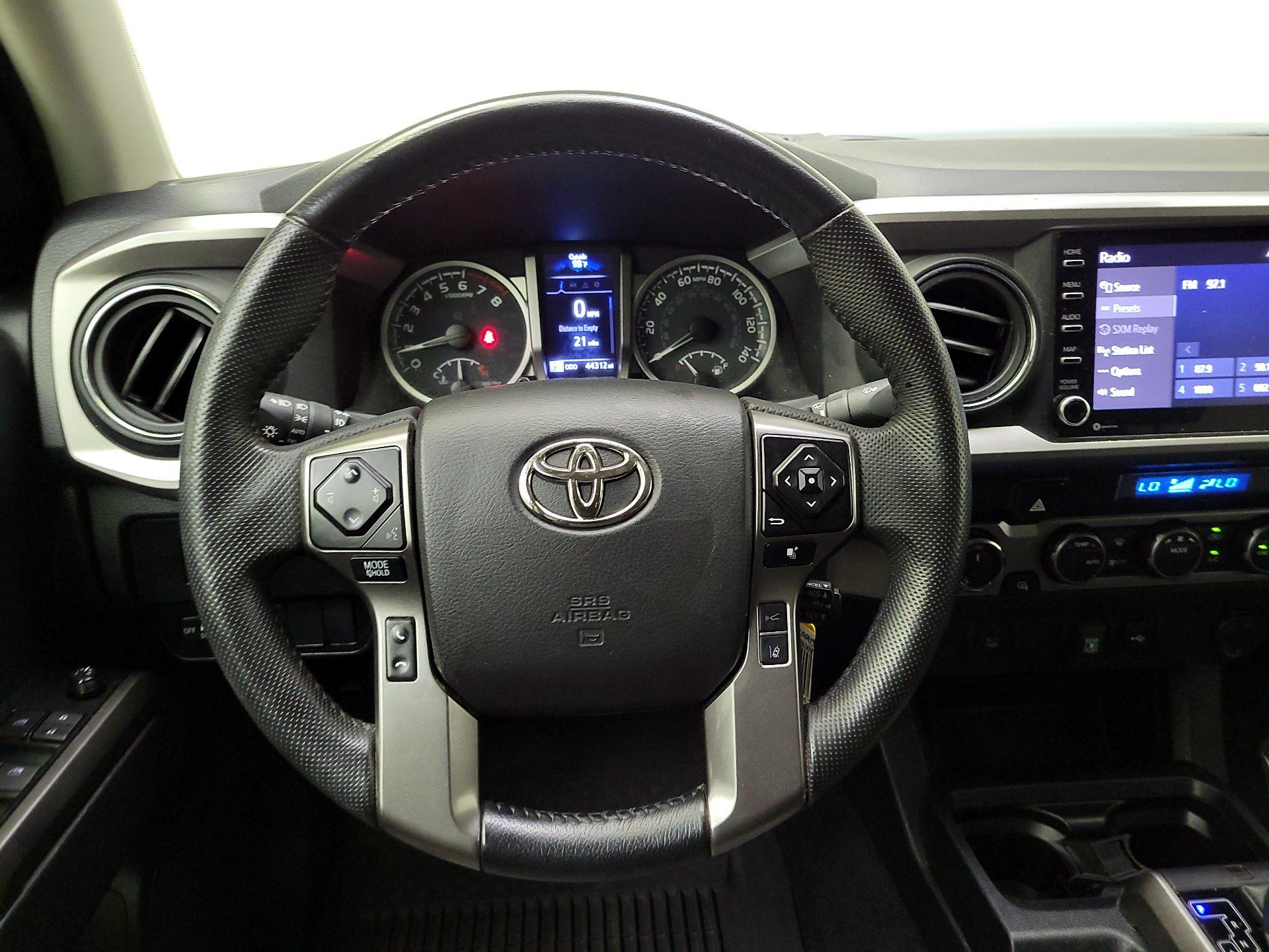 Thumbnail: 2022 Toyota Tacoma - 10