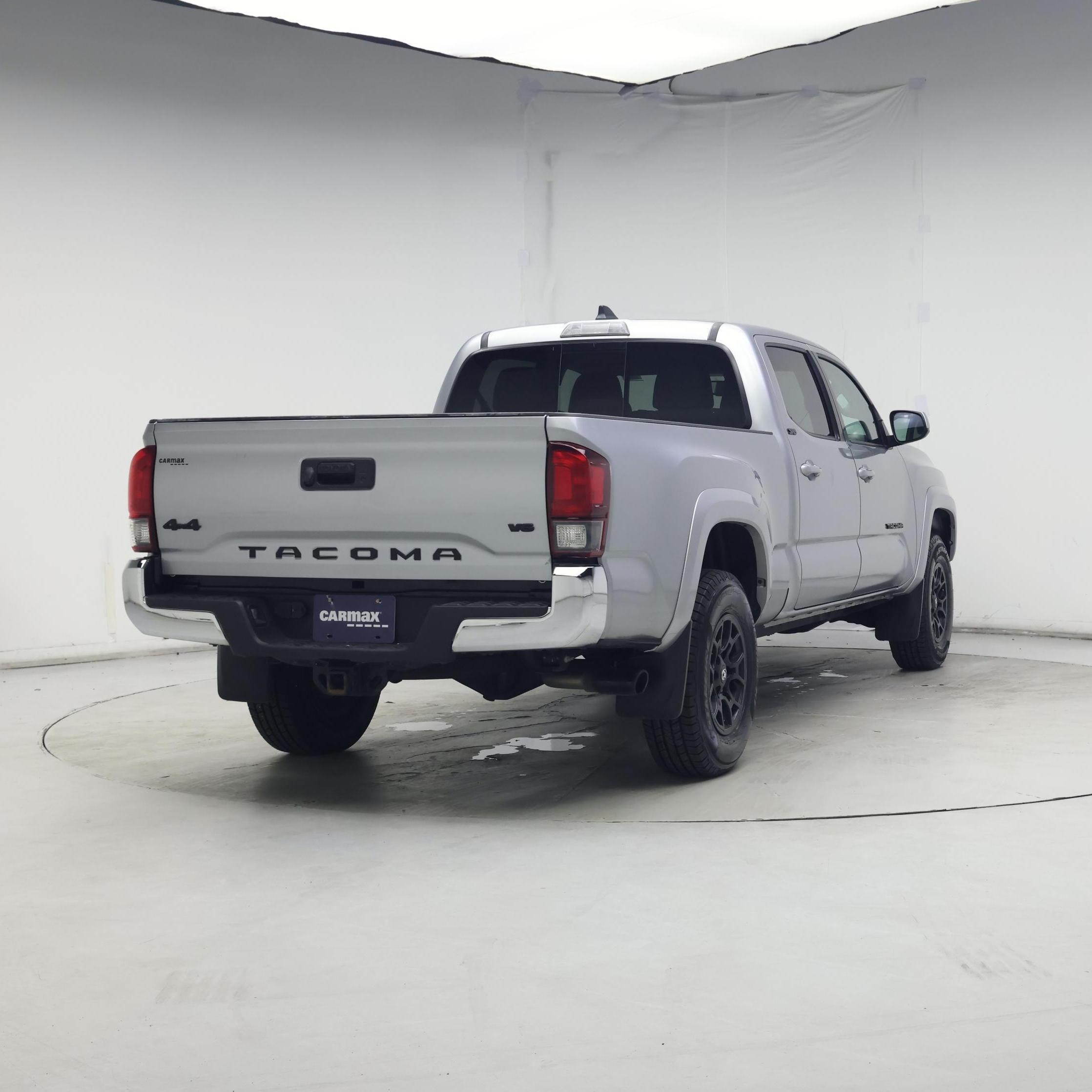 Thumbnail: 2022 Toyota Tacoma - 8