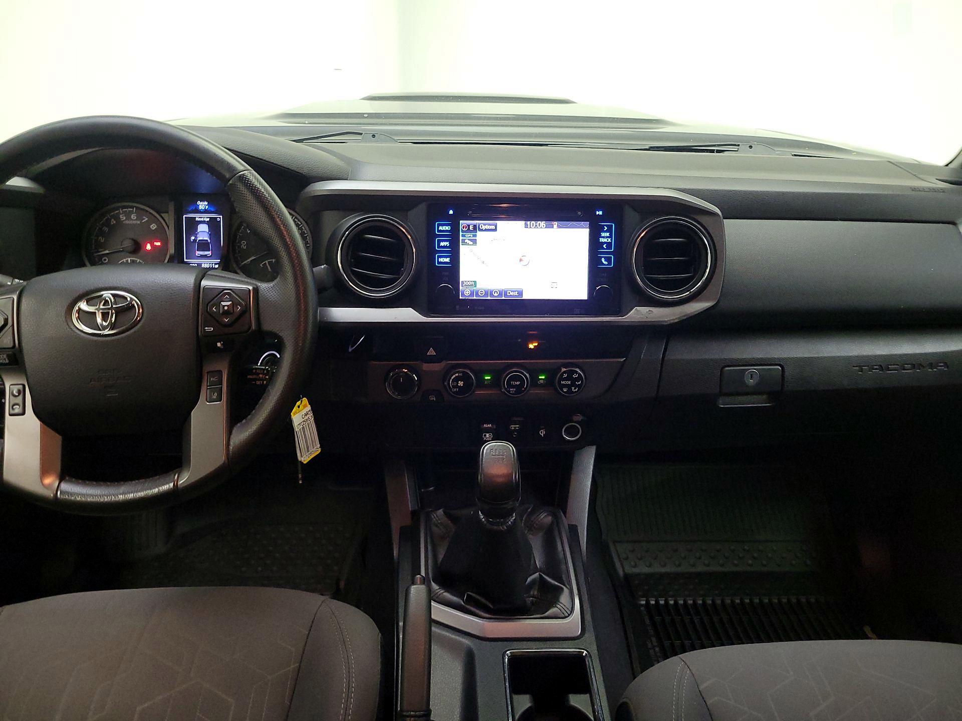 Thumbnail: 2018 Toyota Tacoma - 9