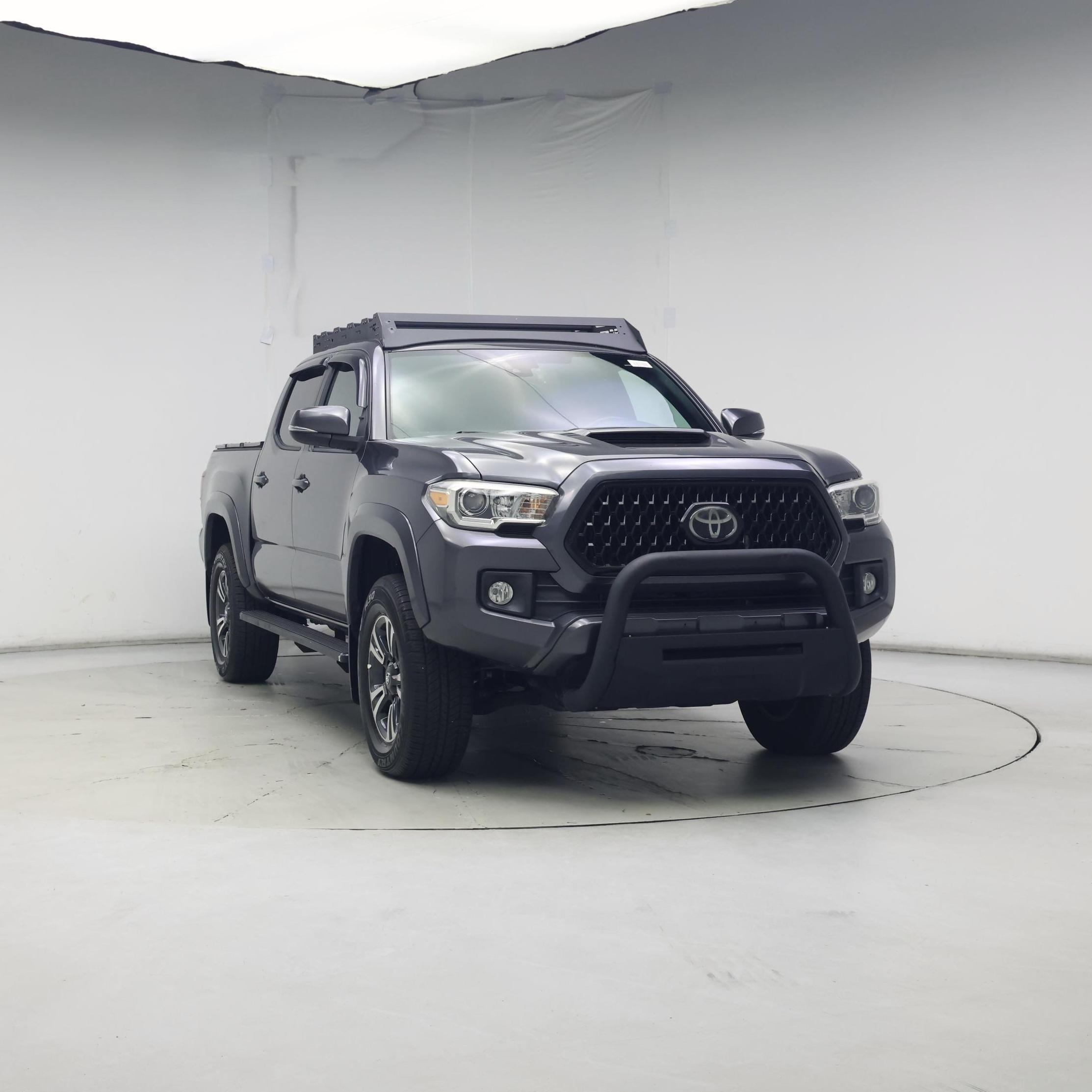 Thumbnail: 2018 Toyota Tacoma - 5