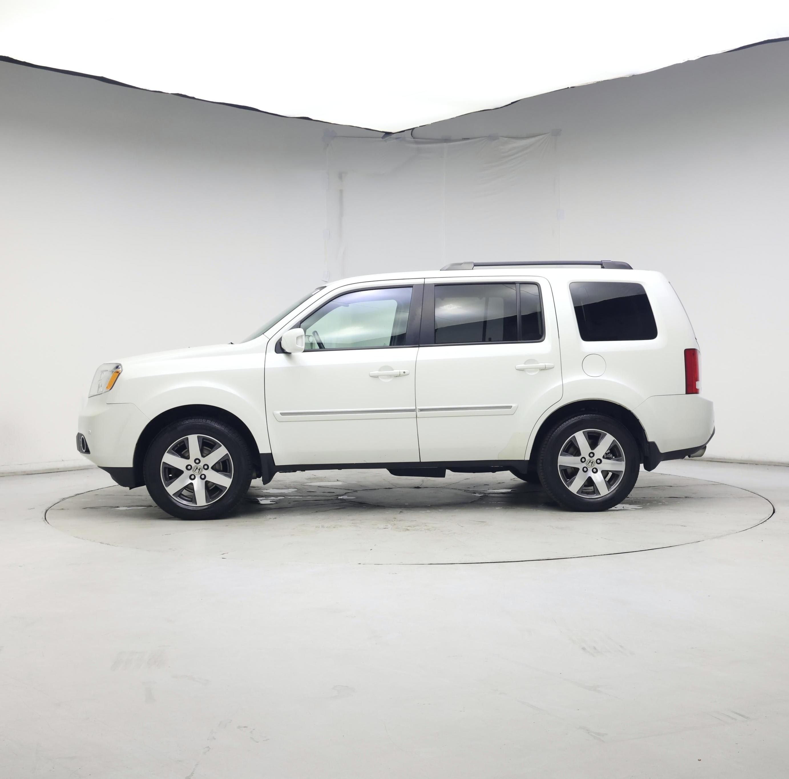 Thumbnail: 2013 Honda Pilot - 3